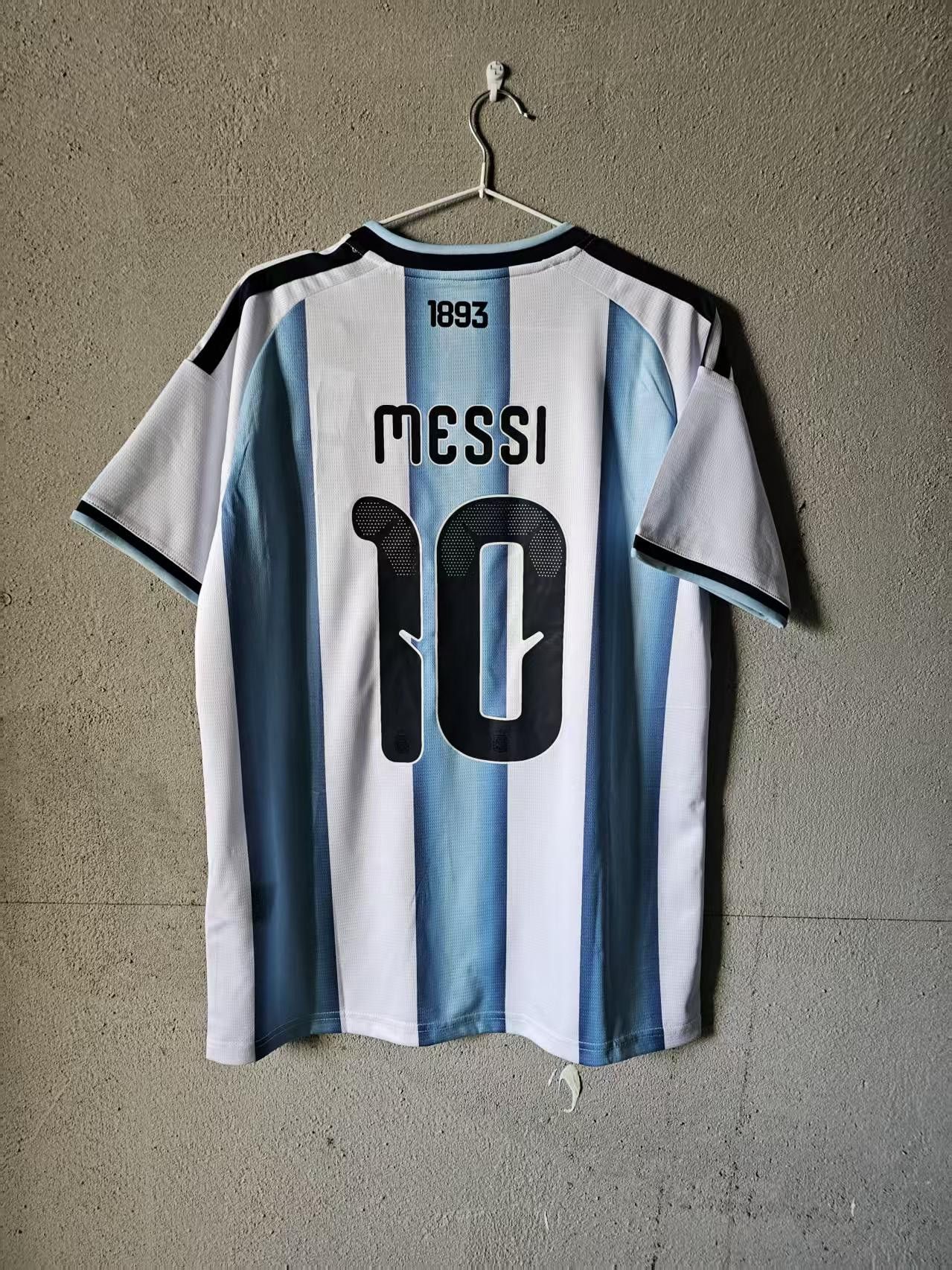 Other 2026 Argentina #10 Messi Jersey Home Size US S / EU 44-46 / 1 - 2 Thumbnail