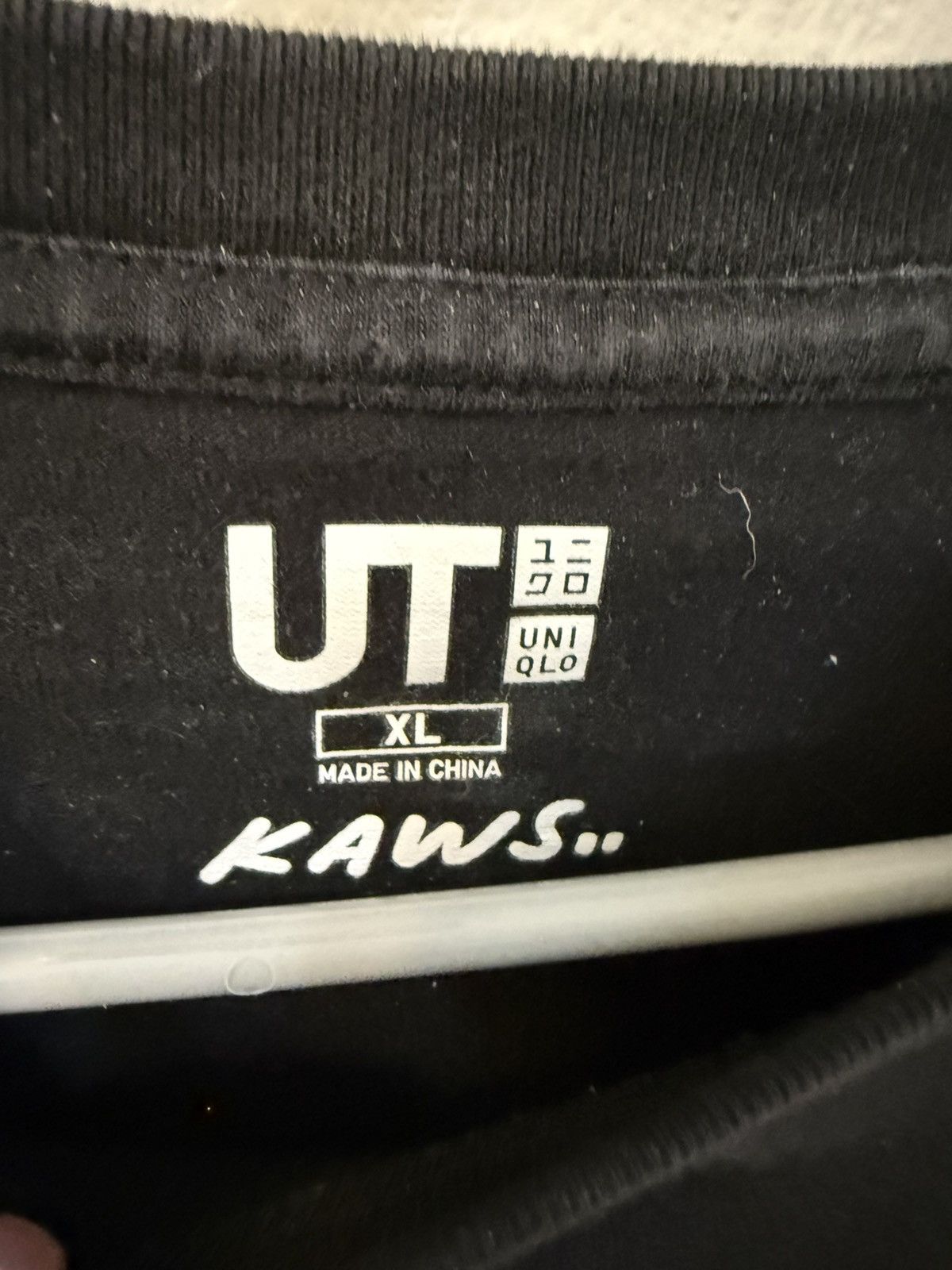 Kaws × Uniqlo Uniqlo Kaws Tee Size US M / EU 48-50 / 2 - 3 Thumbnail
