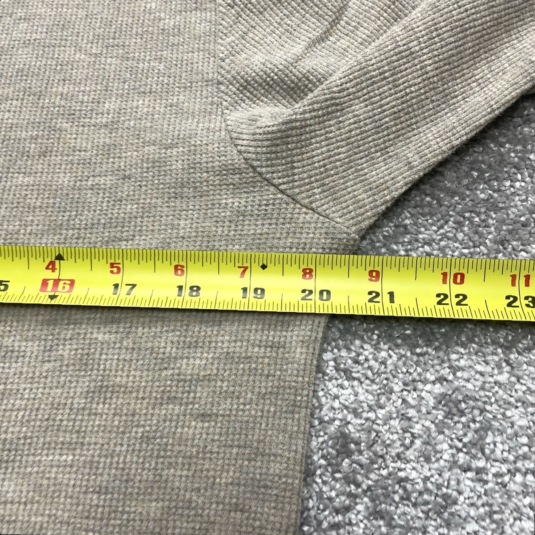 Old Navy Old Navy Shirt Mens Large Beige Waffle Knit Thermal Crew Neck Long Sleeve Solid Size US L / EU 52-54 / 3 - 6 Thumbnail
