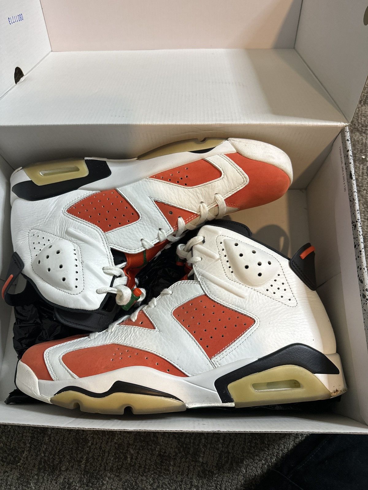 Jordan Brand Jordan 6 ‘Gatorade Like Mike White’ Size US 12 / EU 45 - 1 Thumbnail