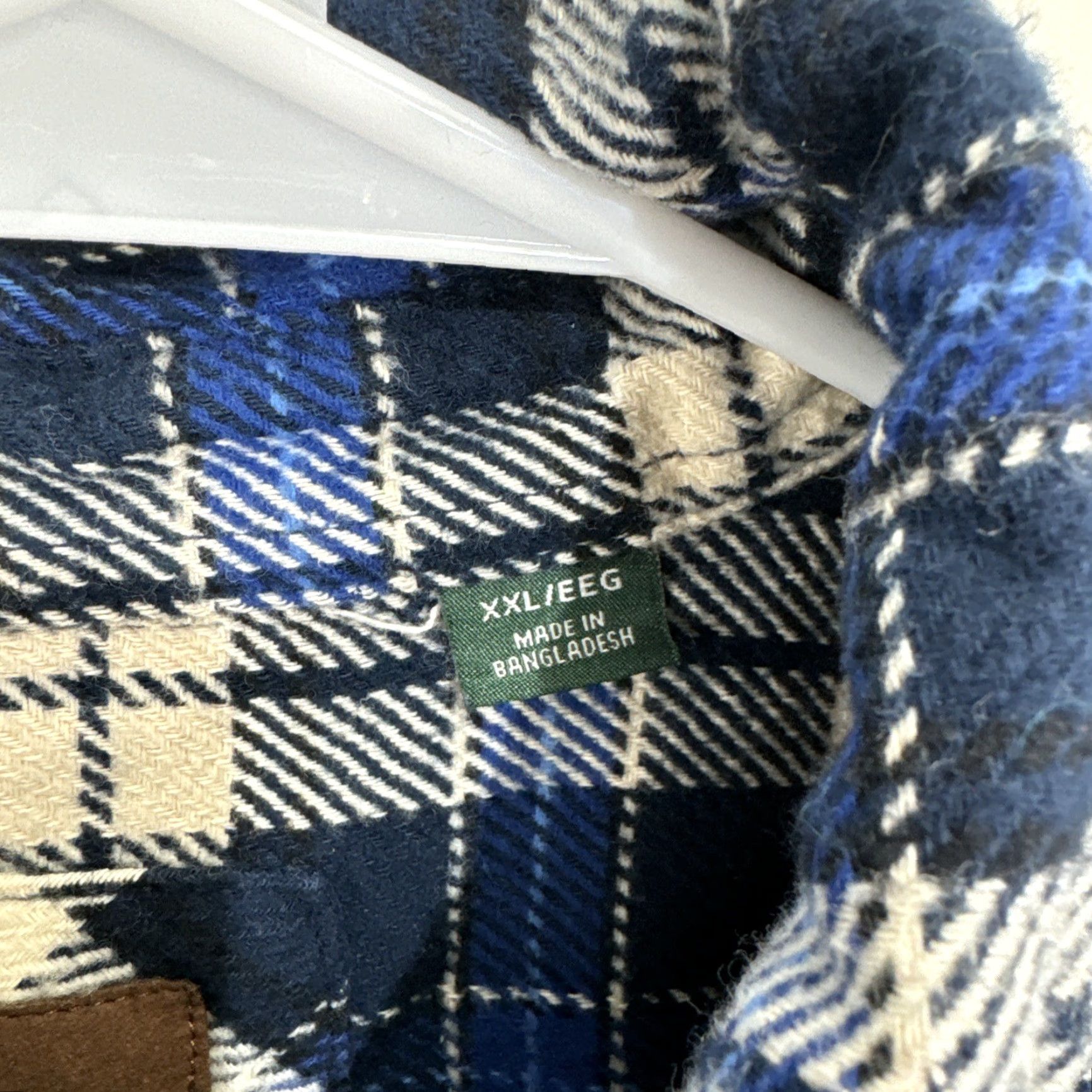 Orvis Orvis Mens XXL Blue White Plaid Thick Heavy Button Flannel Shacket Shirt Pockets Senior instruction Size US XXL / EU 58 / 5 - 3 Thumbnail