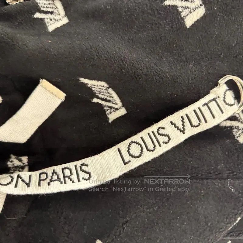 Louis Vuitton Louis Vuitton Black Casual Pants XS Size . Size 22" - 3 Thumbnail