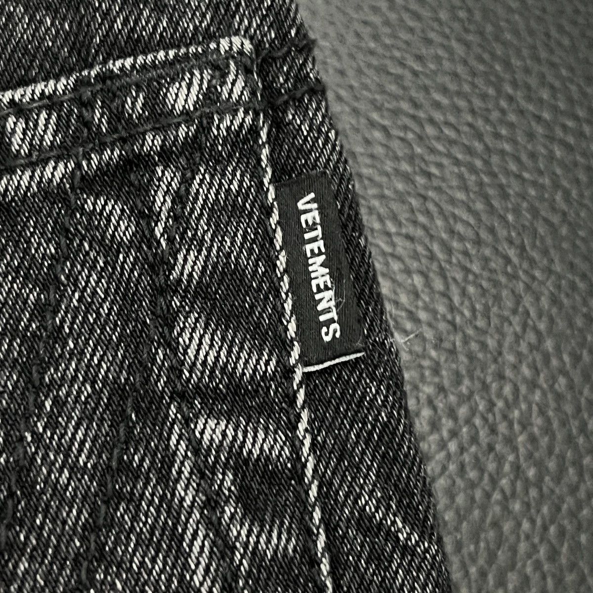 Vetements Vetements SS20 Side-Zip Washed Denim Jeans Size US 28 / EU 44 - 14 Thumbnail