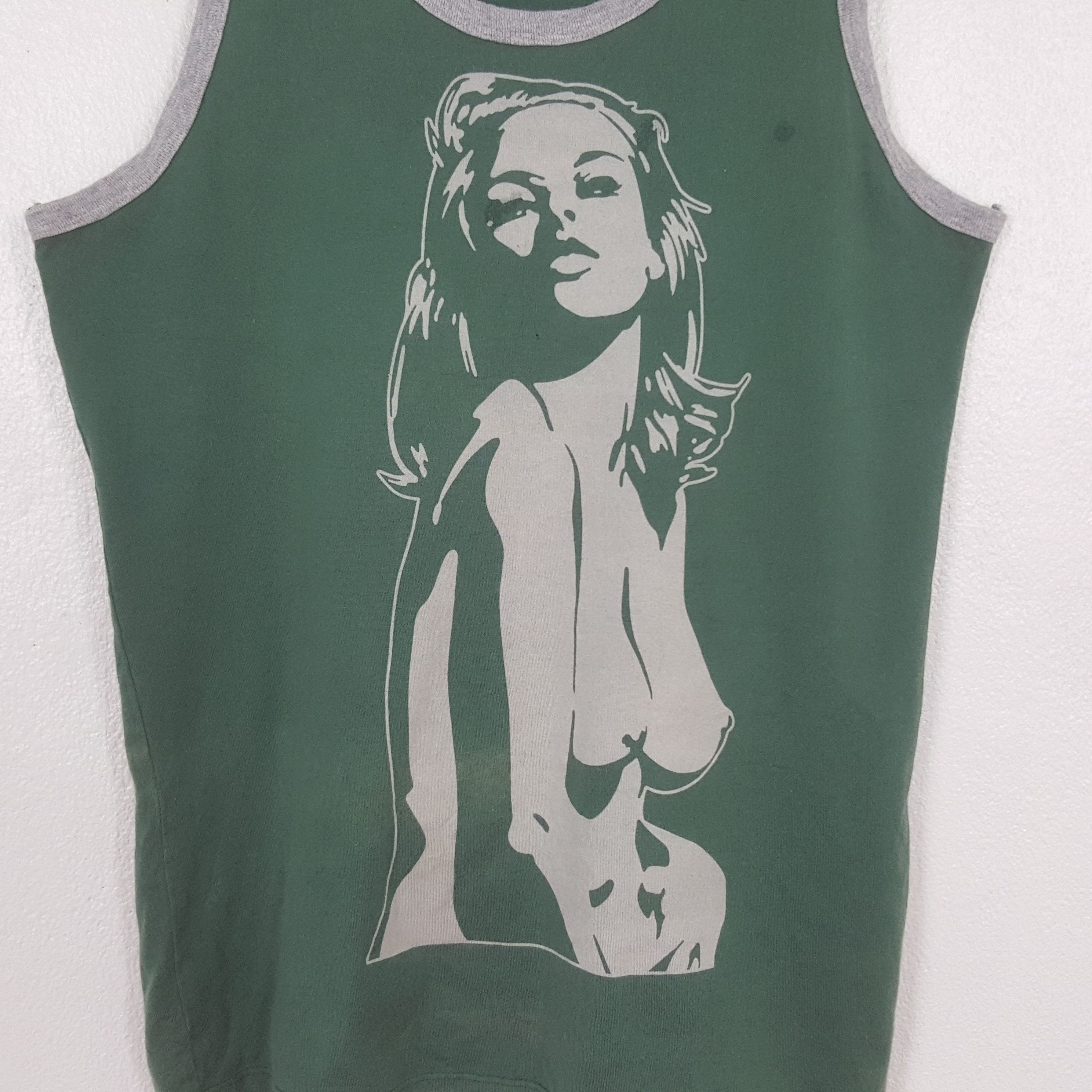 Hysteric Glamour Vintage Hysteric Glamour Japan Sleeveless Tshirt C301N19(73) Size US XS / EU 42 / 0 - 2 Thumbnail