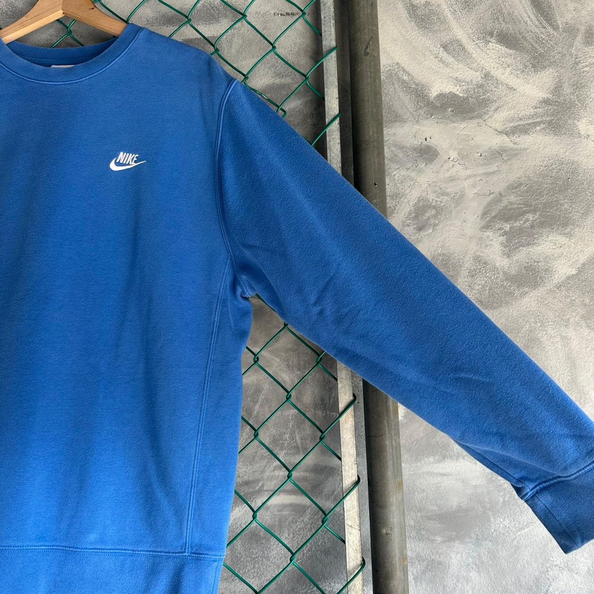 Nike Nike Crewneck Sweatshirt L Blue Fleece Pullover Swoosh Logo Size US L / EU 52-54 / 3 - 3 Thumbnail