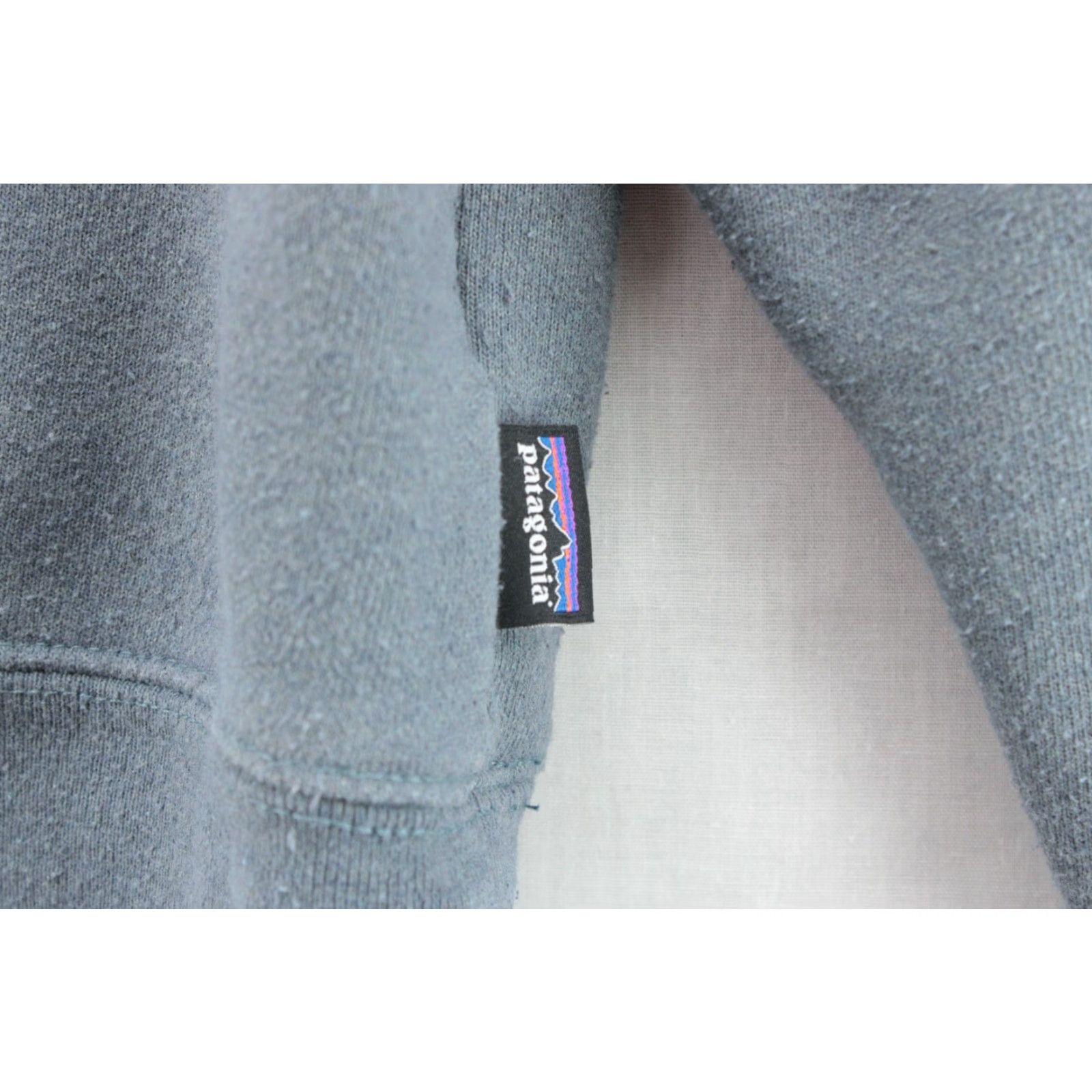 Patagonia Patagonia Sweatshirt Women's L Uprisal Crew Gray Graphic Logo Outdoor Hiking Warm Size L / US 10 / IT 46 - 2 Thumbnail