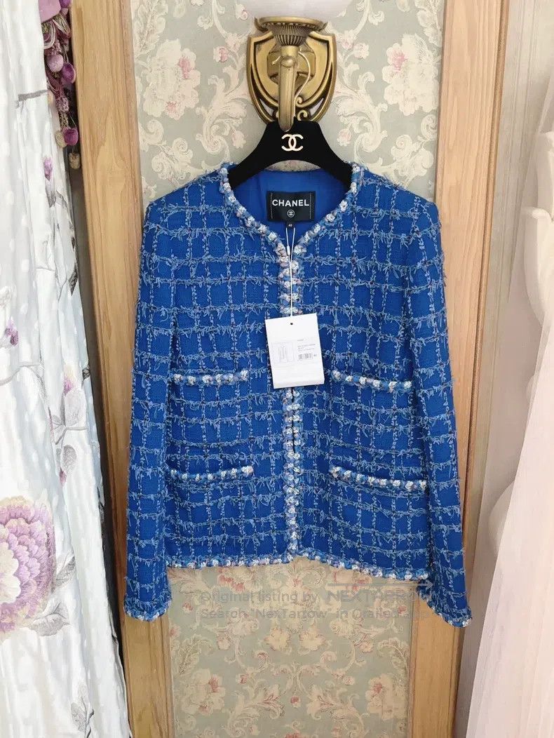 Chanel Chanel 23c tweed coat Size S / US 4 / IT 40 - 1 Thumbnail