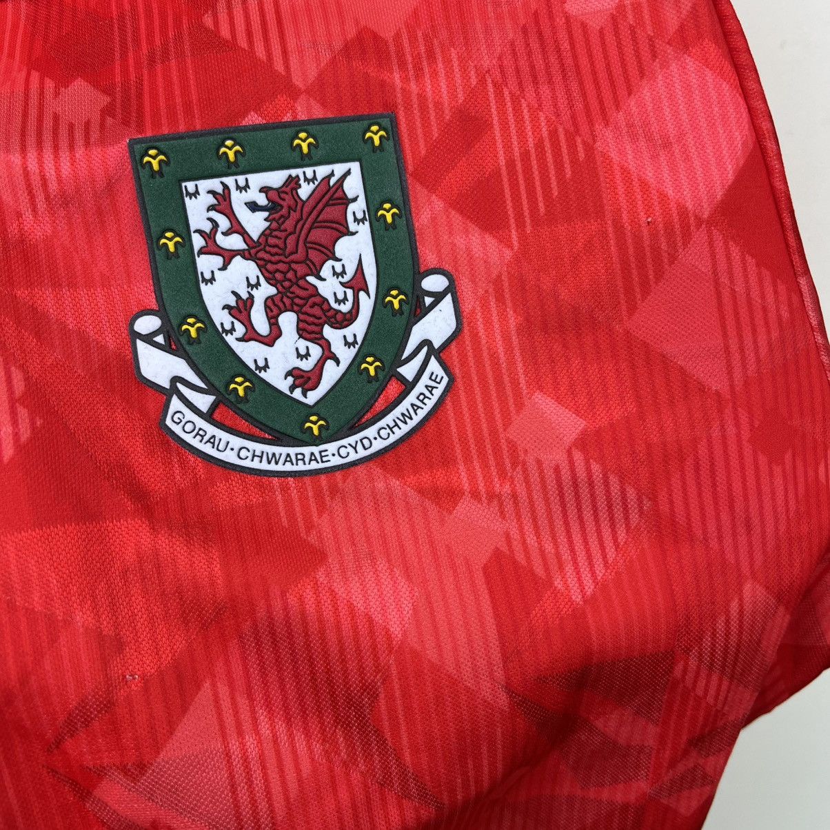 Umbro Vintage Wales 1990-1992 Soccer Jersey Umbro football t shirt Size US L / EU 52-54 / 3 - 9 Thumbnail