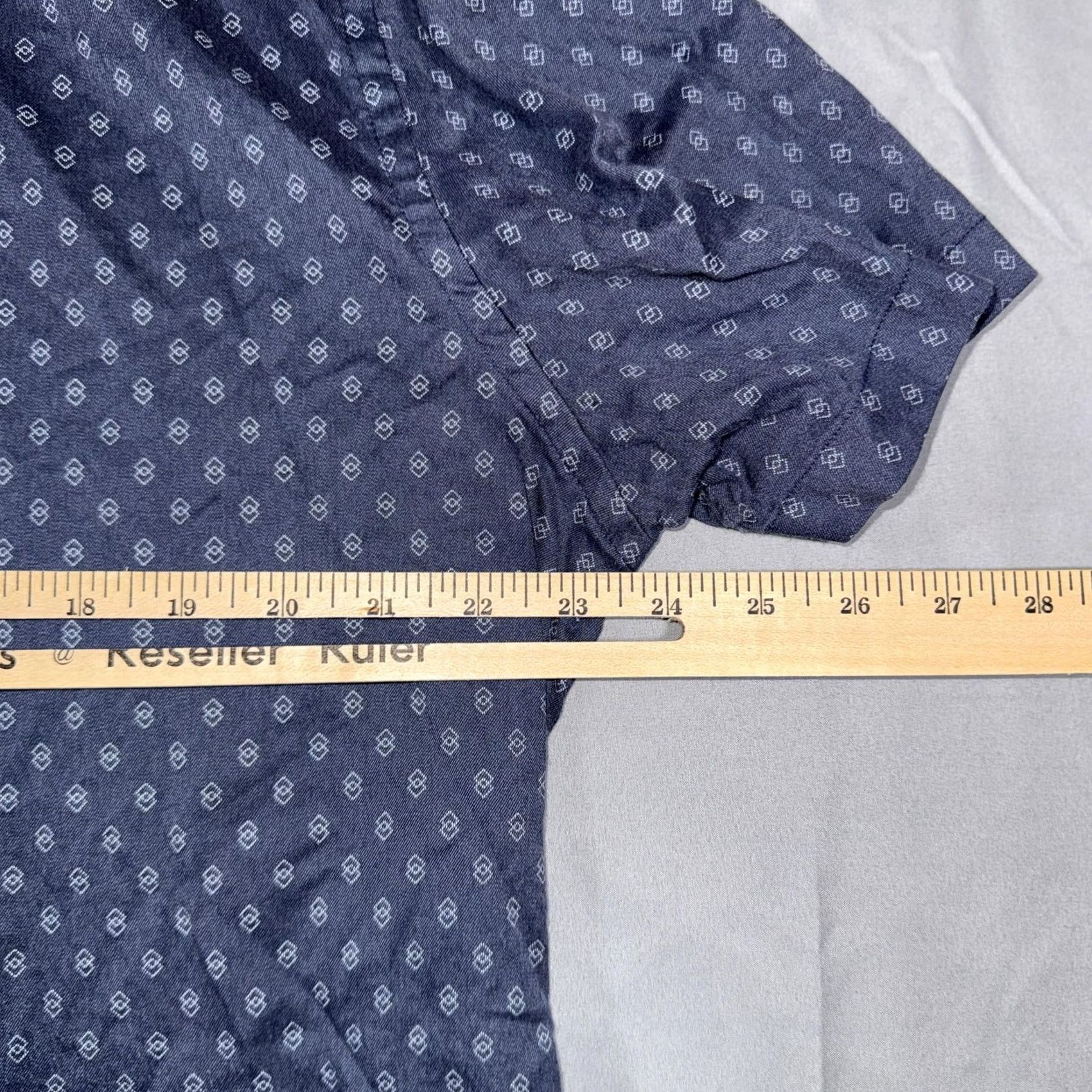 Faherty Faherty The Movement Shirt Mens XL Blue Geometric Short Sleeve Button Up Casual Size US XL / EU 56 / 4 - 5 Thumbnail