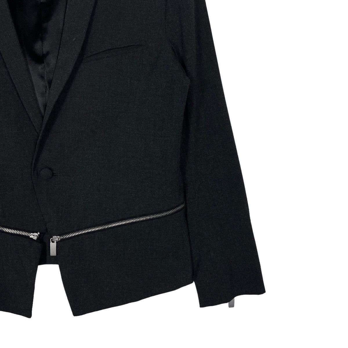 NO ID 🔥 NO ID BLACK ZIPPER POLY RAYON JACKET Size US S / EU 44-46 / 1 - 7 Thumbnail