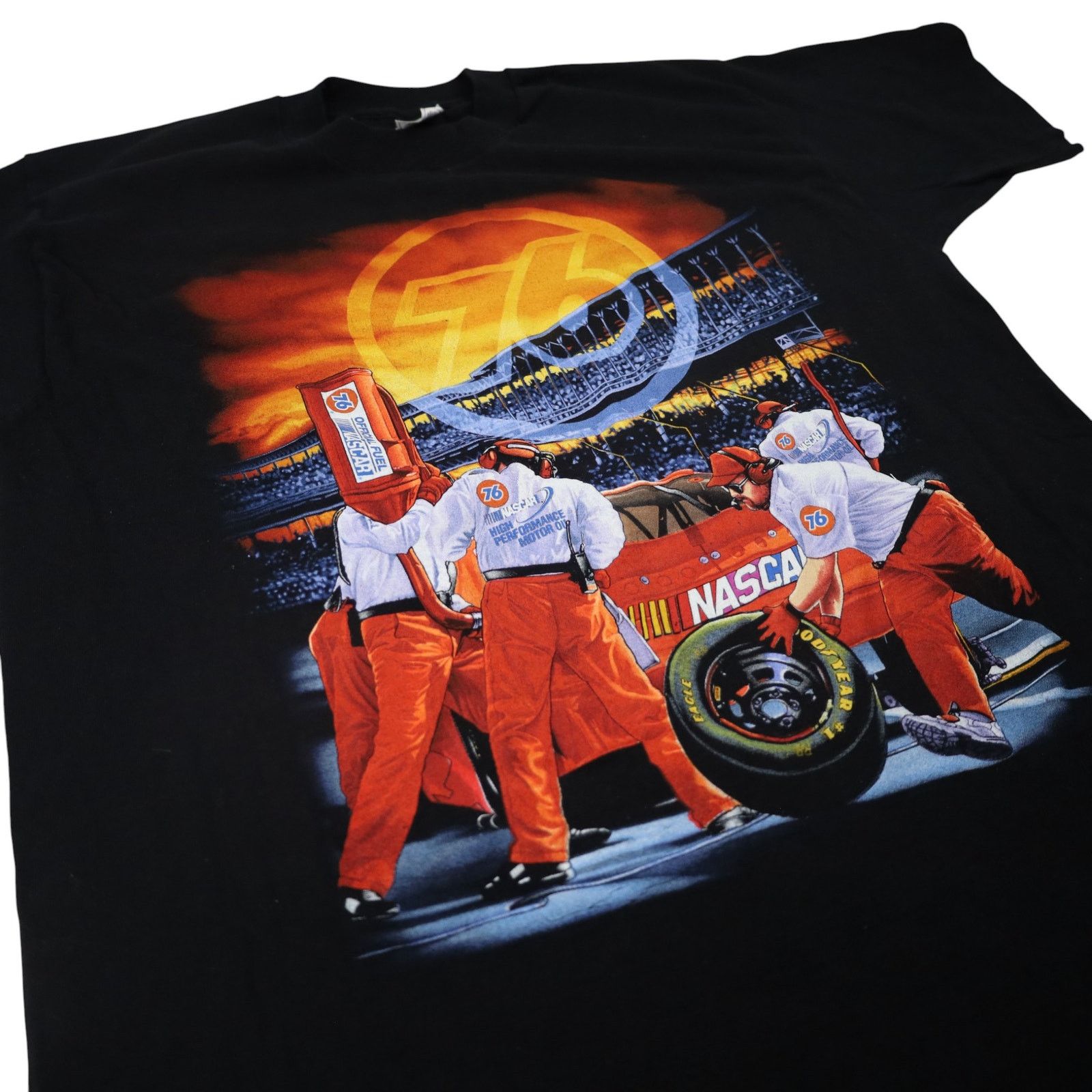 NASCAR × Vintage Vintage Y2k 76 Motor Oil Nascar Graphic T Shirt Size US XL / EU 56 / 4 - 4 Thumbnail