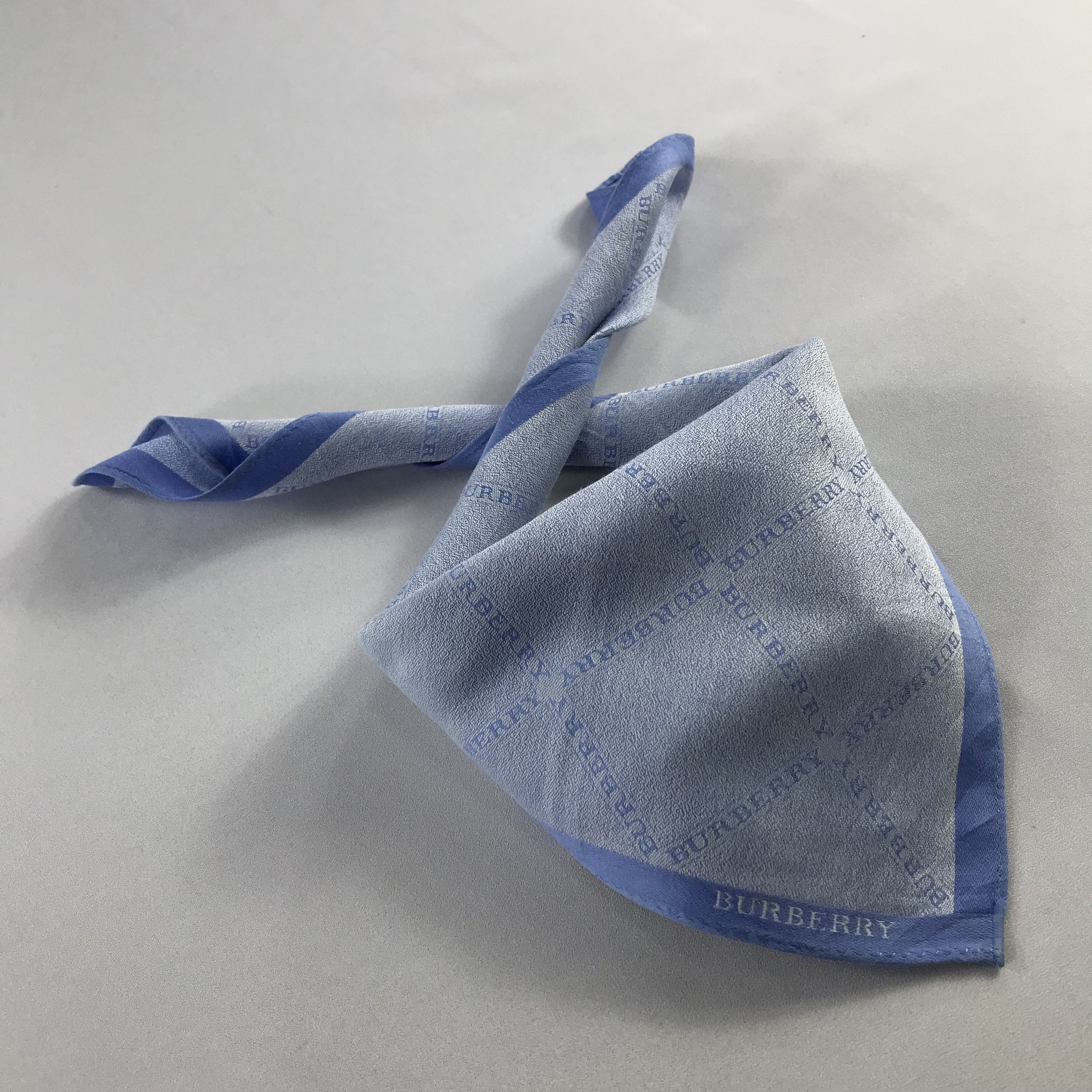 Burberry Burberry Handkerchief / Bandana / Neckerchief C801 Size ONE SIZE - 2 Thumbnail