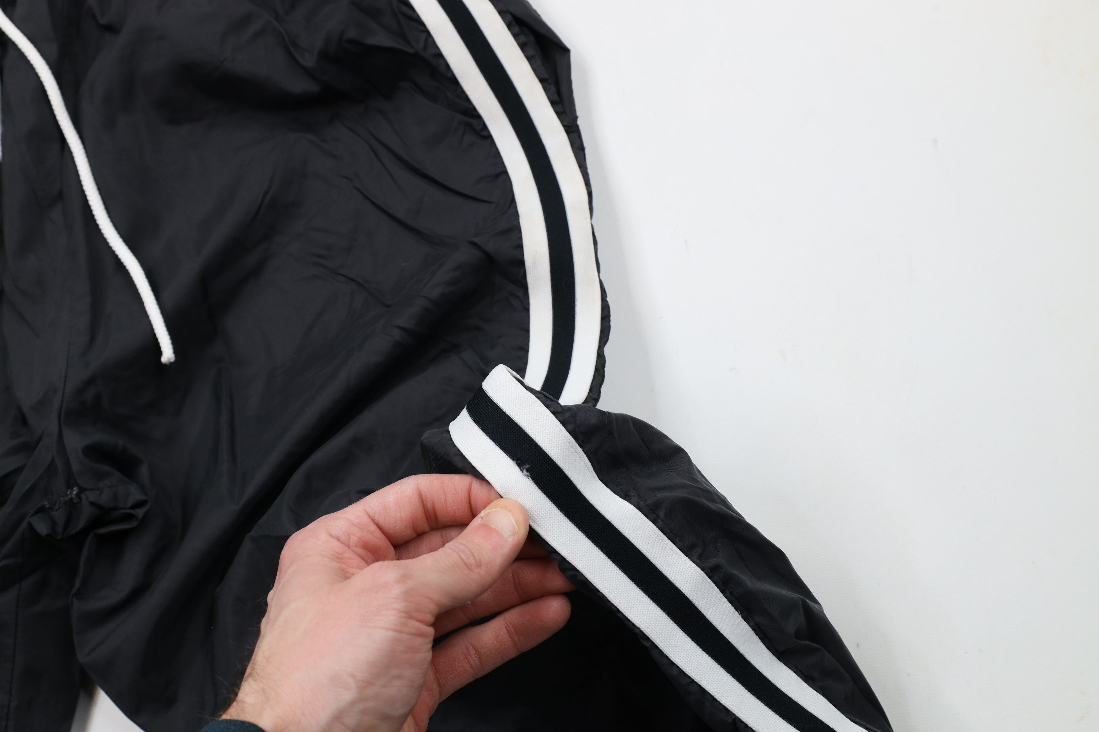 Vintage Vintage 90s Streetwear Striped Lined Joggers Pants Black Size US 34 / EU 50 - 7 Thumbnail