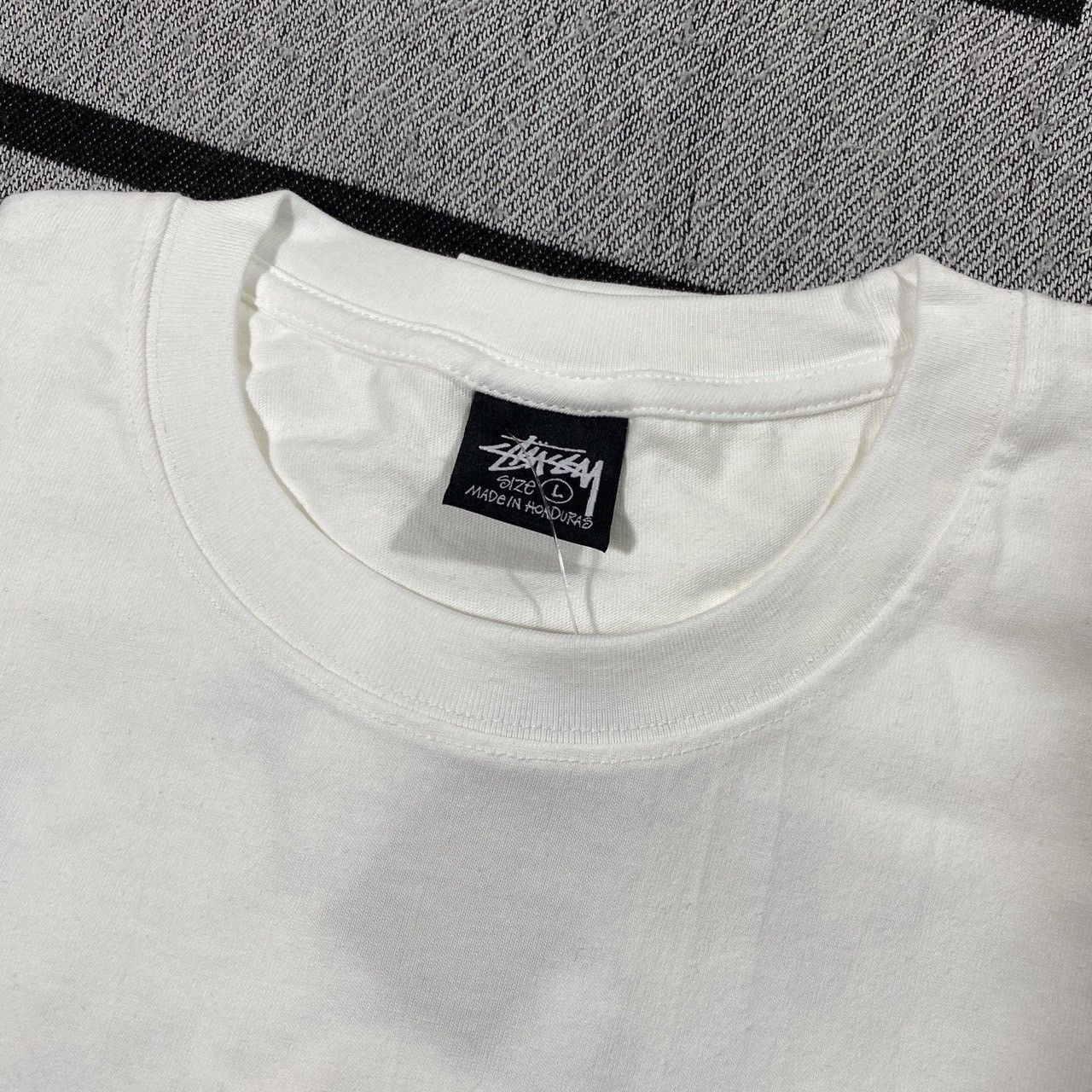 Stussy Stussy Plush Tee Size Large Size US L / EU 52-54 / 3 - 4 Thumbnail