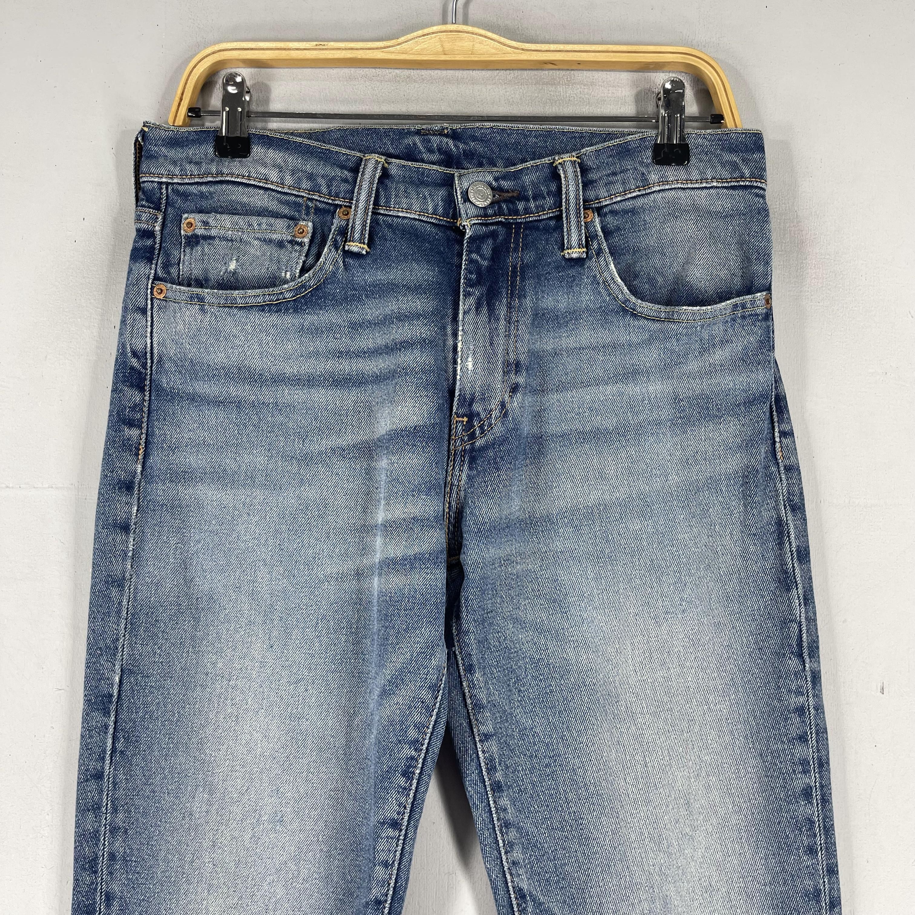 Levi's × Levi's Vintage Clothing Size 31 Vintage Levis 511 Distressed Medium Wash Jeans Size US 31 - 2 Thumbnail