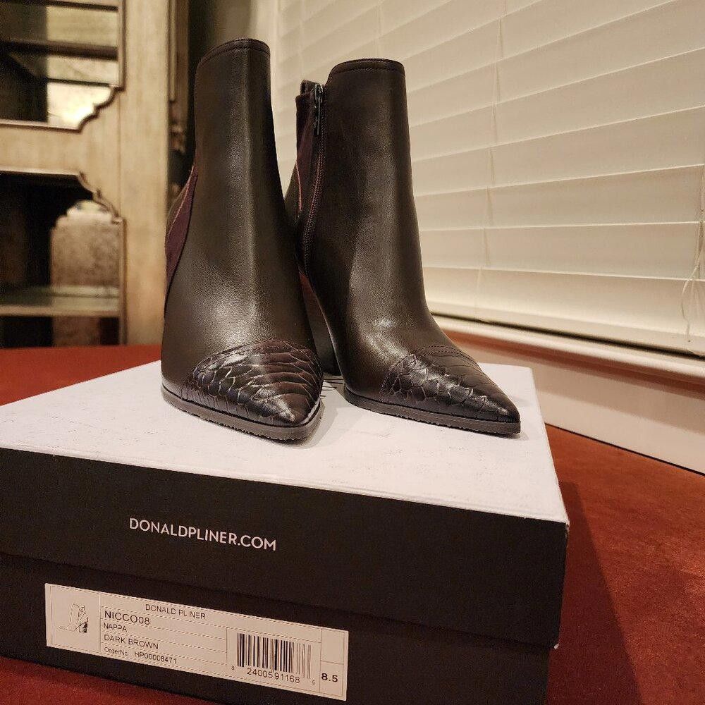 Donald Pliner Donald J. Pliner Nicco Bootie in Dark Brown/Chocolate Size US 8.5 / IT 38.5 - 2 Thumbnail