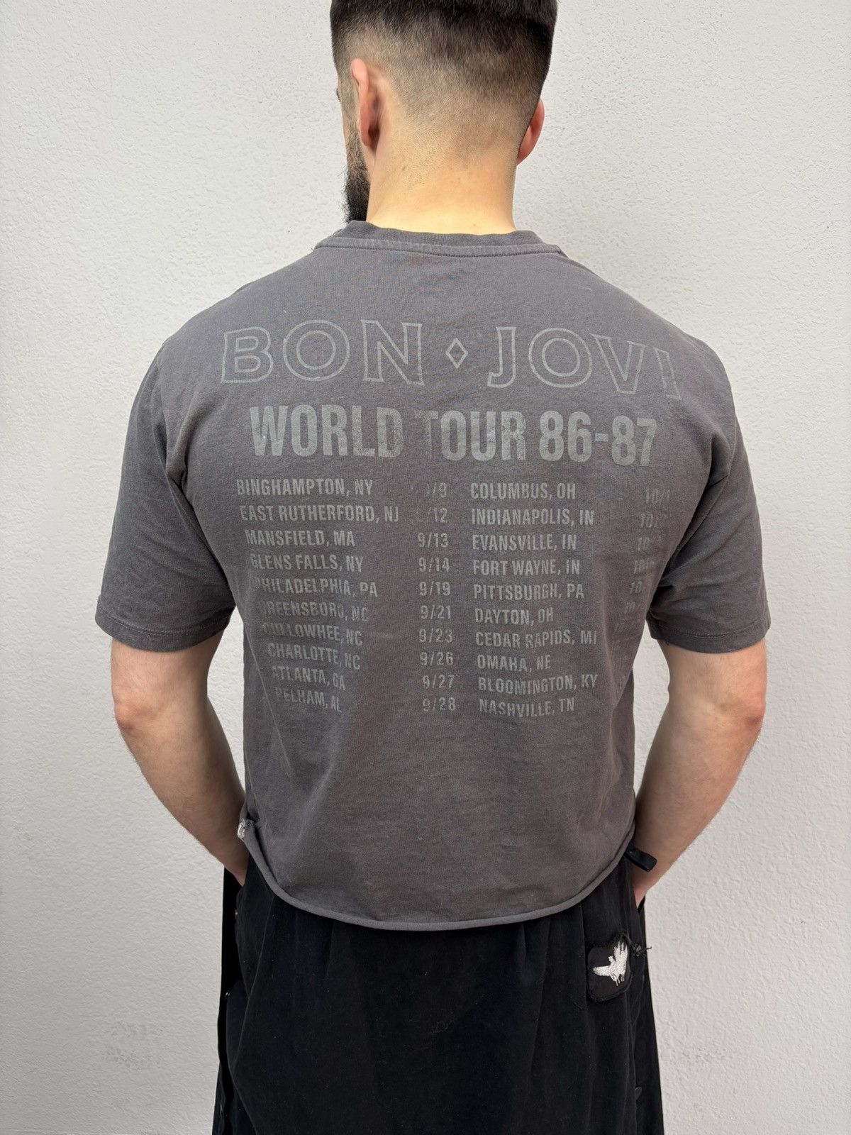 Band Tees Bon Jovi 1986–87 World Tour Tee Vintage Fade Rock Band Shirt Size US S / EU 44-46 / 1 - 1 Thumbnail