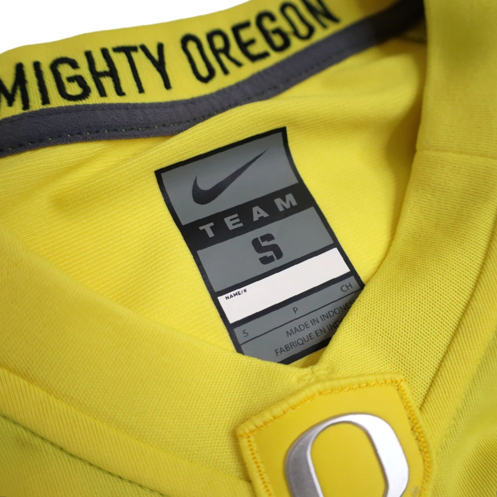 Nike VINTAGE Nike University of Oregon Ducks Football Jersey Shirt Mens Small Yellow Ducks Football Jersey Shirt Mens Small Yellow Size US S / EU 44-46 / 1 - 7 Thumbnail
