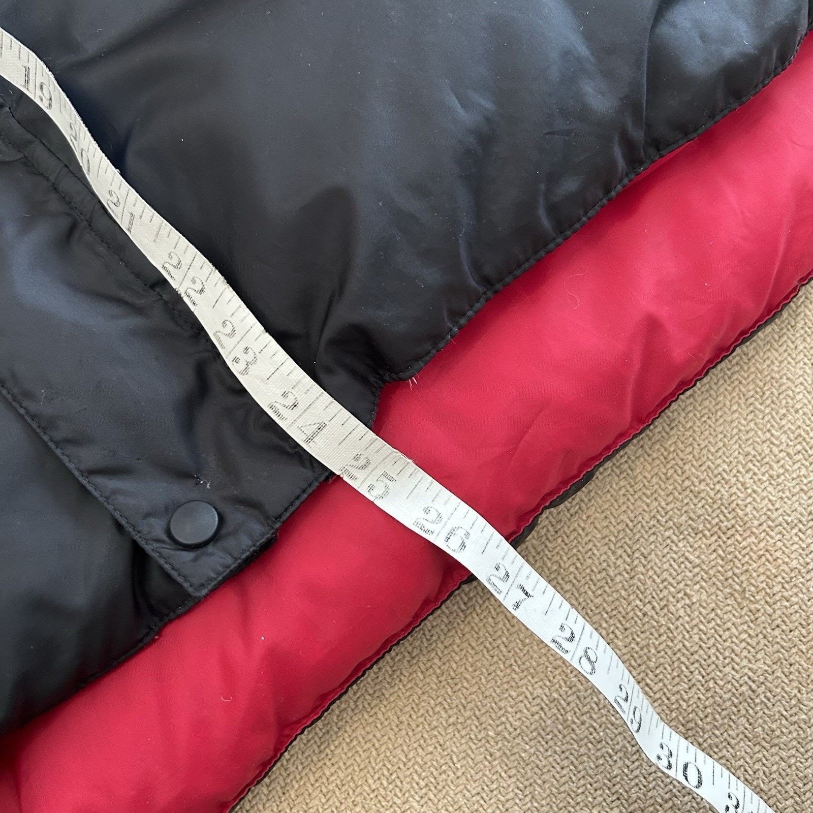 L.L. Bean Ll Bean Goose Down Puffer Reversible Red Black Vest Large Size US L / EU 52-54 / 3 - 6 Thumbnail