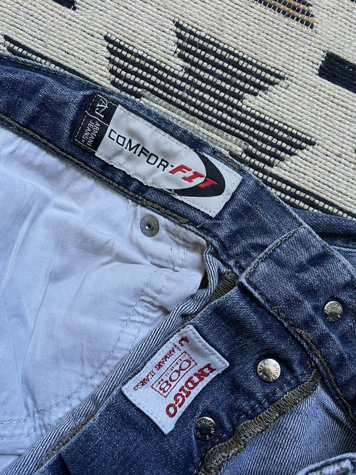 Armani × Vintage Vintage Armani Matal Logo Denim Jeans Size US 33 - 13 Thumbnail