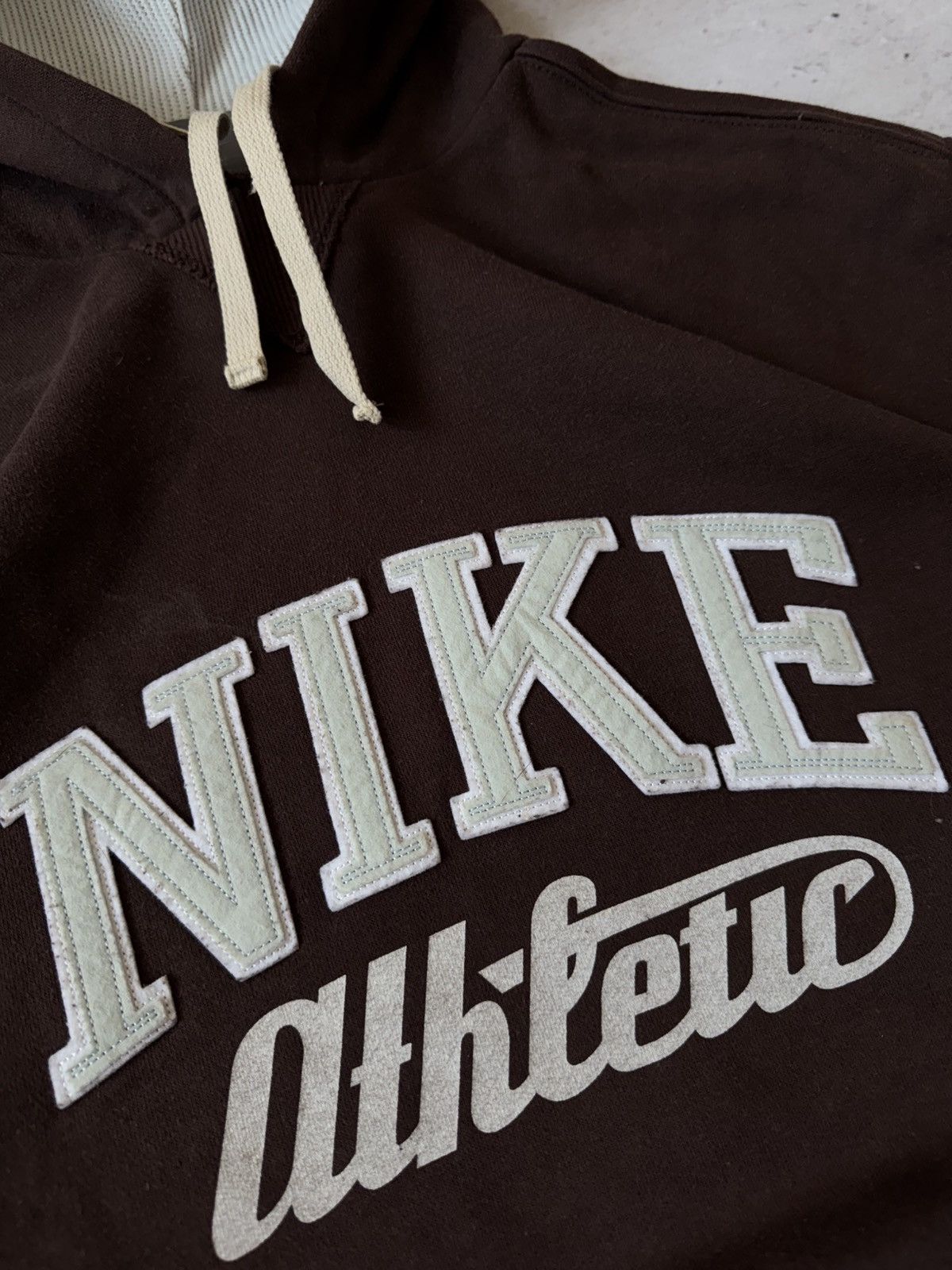 Nike × Vintage NIKE BROWN VINTAGE 00s OVERSIZE BAGGY HOODIE CENTER LOGO Size US L / EU 52-54 / 3 - 5 Thumbnail