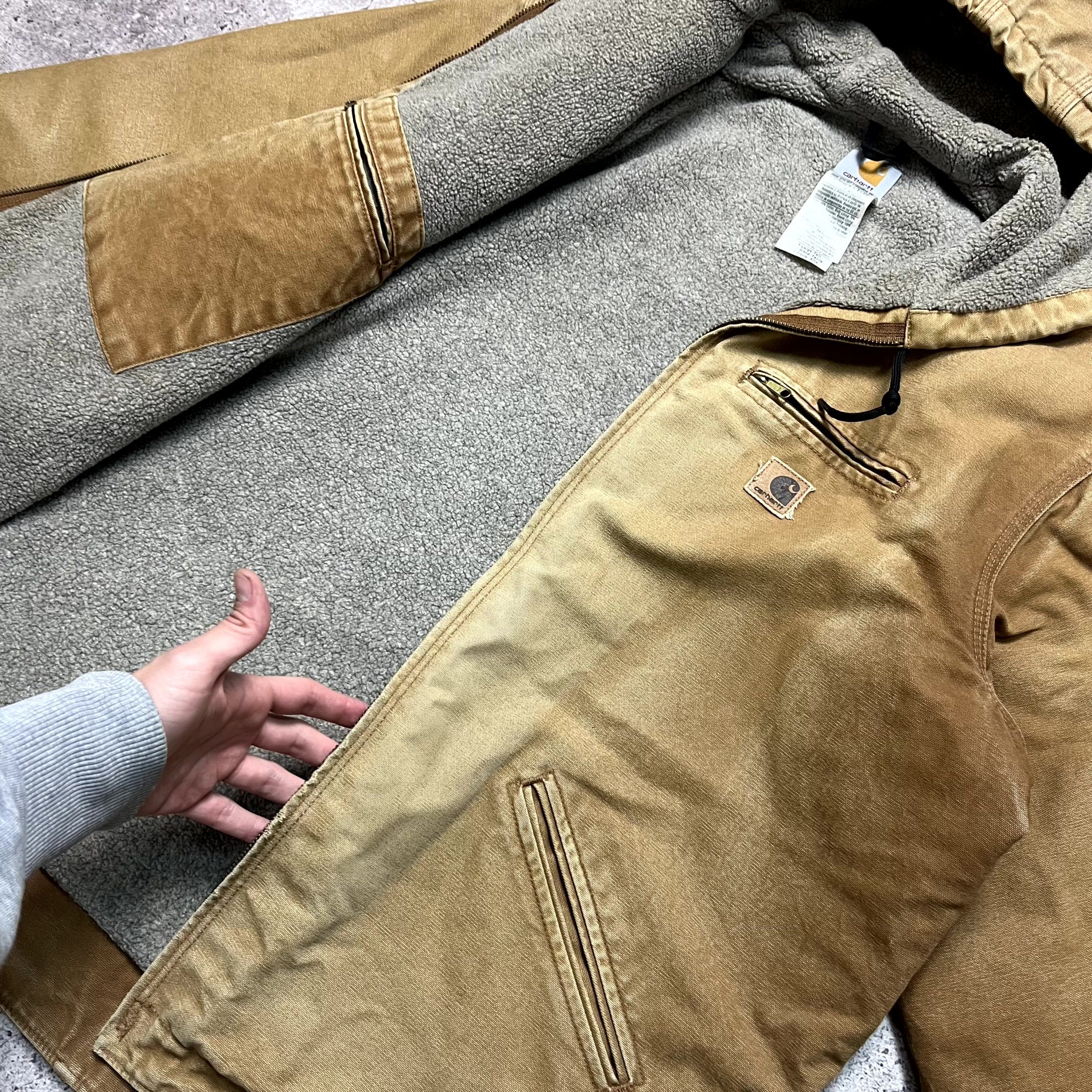 Vintage Carhartt Active Sandstone Sherpa Jacket Size XL
