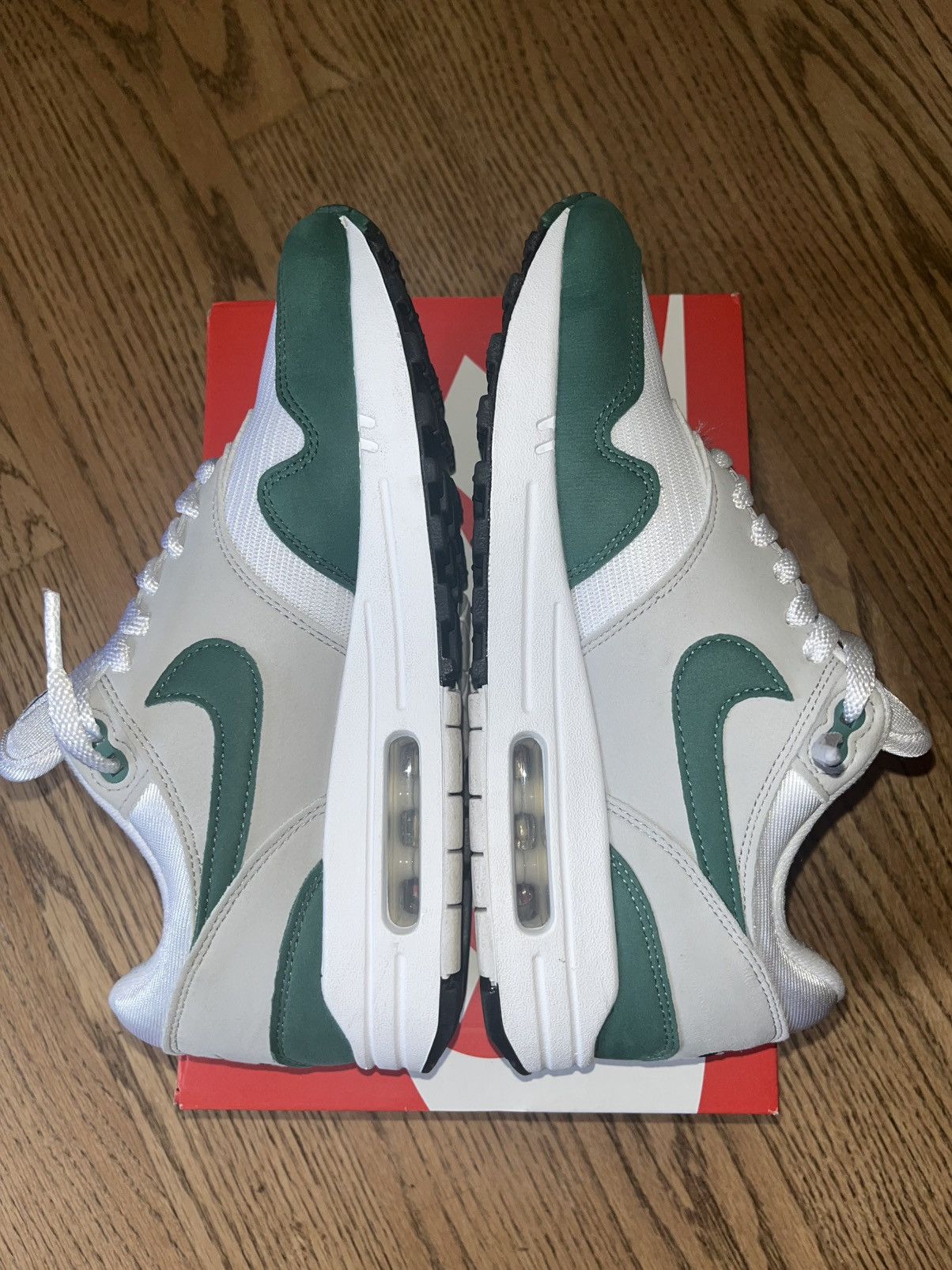 Nike Nike Air Max 1 White/Evergreen Size US 6.5 / EU 39-40 - 5 Thumbnail