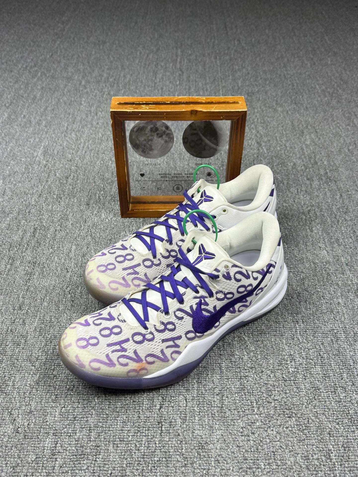 Nike Nike KOBE8 White Lowtop Sneakers 10 Men Size US 10 / EU 43 - 1 Thumbnail