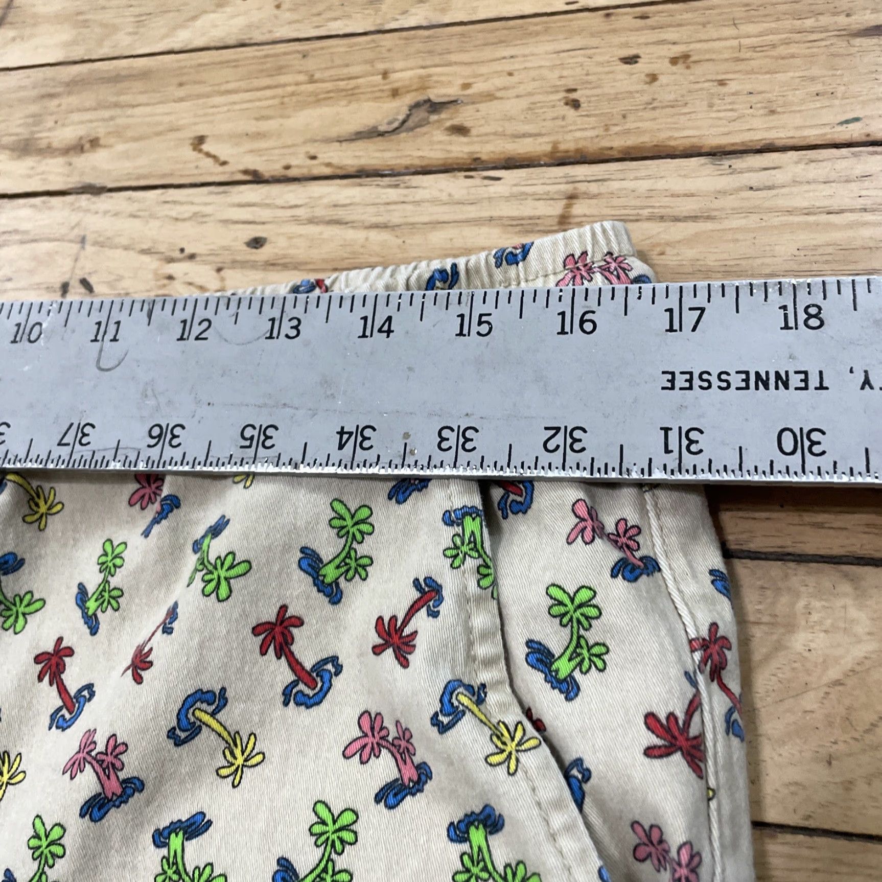 Forever 21 FOREVER 21 Shorts Men L 33 Palm Tree Graphic Abstract 90s Drawstring Stretch Multicolor Beige Size US 33 - 6 Thumbnail