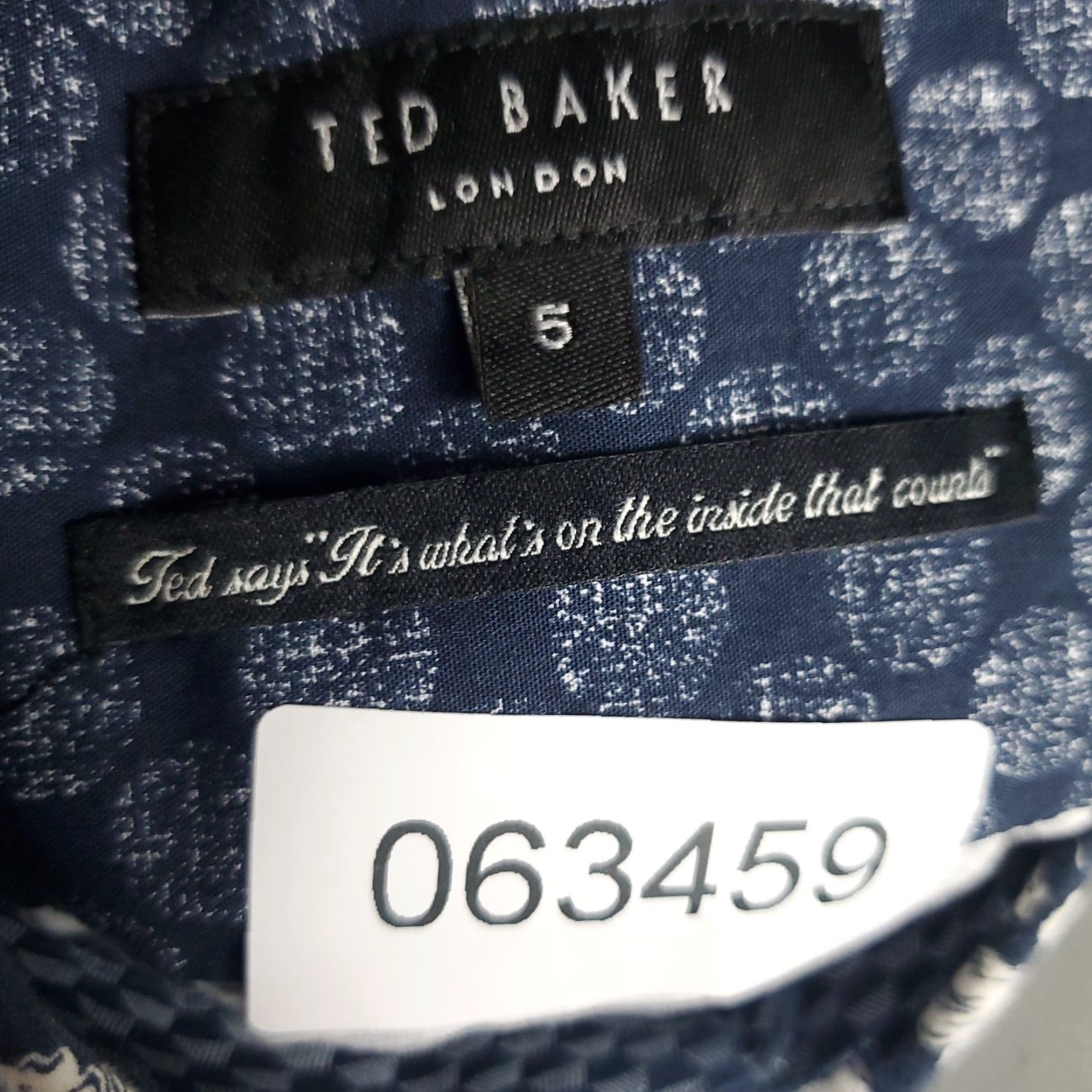 Ted Baker Ted Baker London Shirt Mens Size 5 Blue Floral Short Sleeve Button-Up Cotton Casual Wear Mens Size US S / EU 44-46 / 1 - 6 Thumbnail