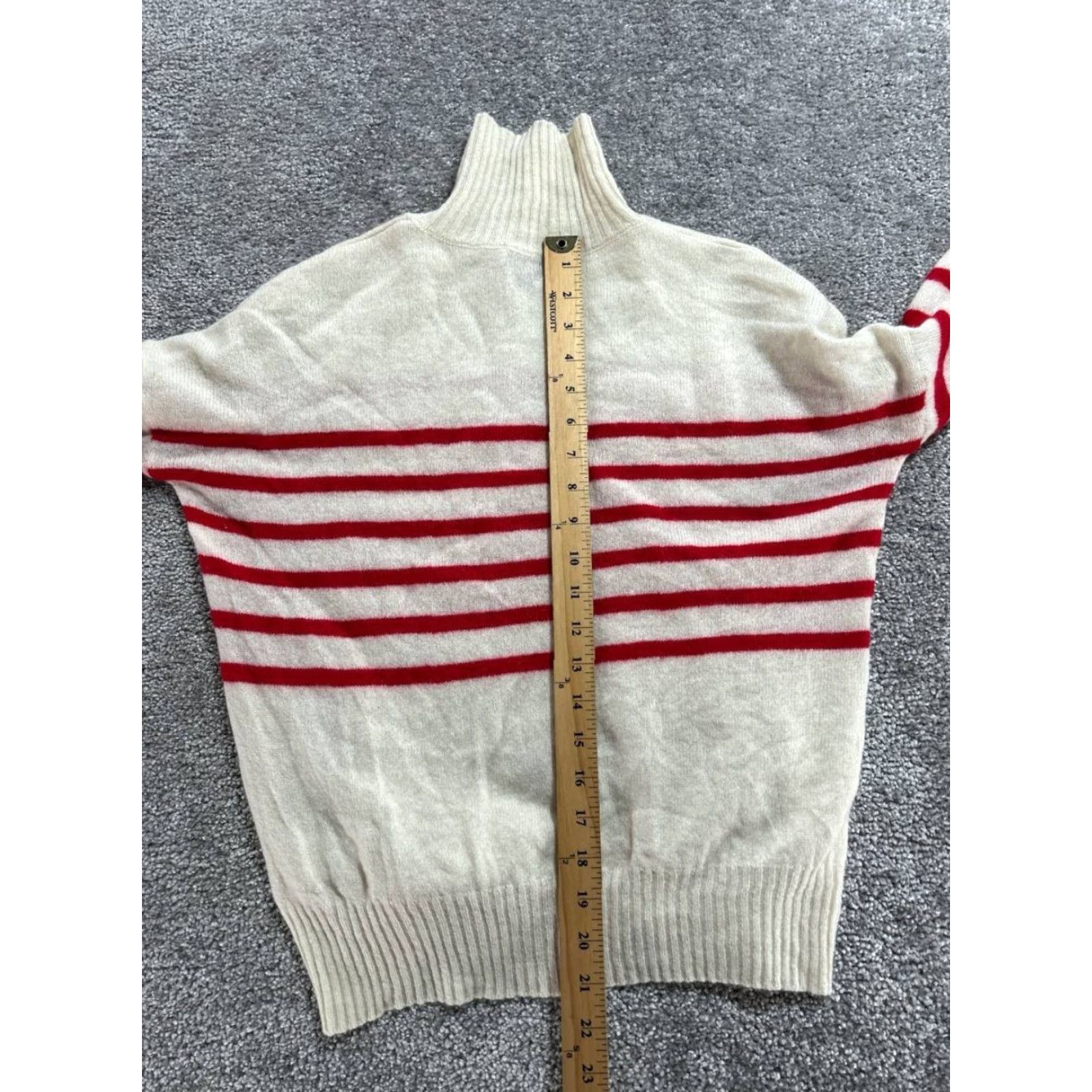 Vineyard Vines Vineyard Vines Cashmere Sweaters Womens Small Beige Stripes Cable Knit Mock Neck Pullover Casual Winter, Spring, Fall Modern Size S / US 4 / IT 40 - 5 Thumbnail