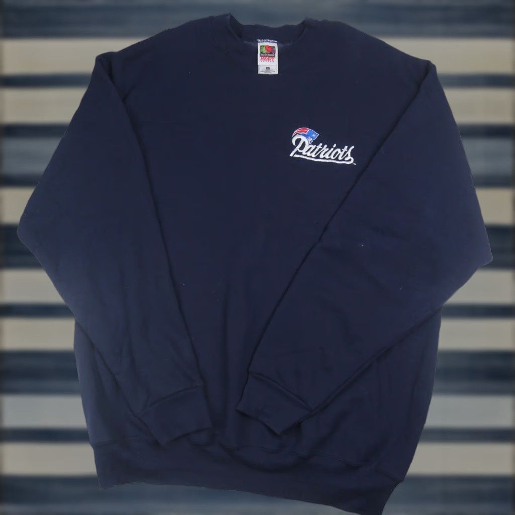 NFL VINTAGE New England Patriots Sweatshirt XL Mens Blue Pullover Sweatshirt Size US XL / EU 56 / 4 - 1 Thumbnail