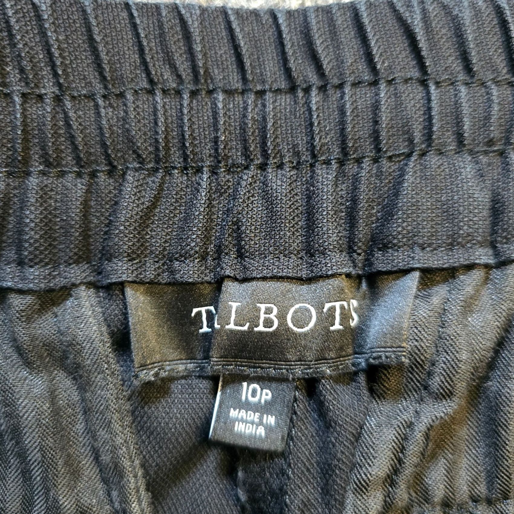 Talbots Talbots Pants Womens 10P Black Tencel Cropped Capri Elastic Waist Casual Denim? Size 32" / US 10 / IT 46 - 4 Thumbnail