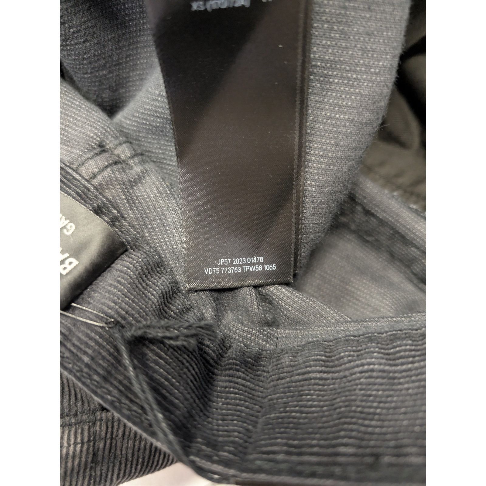 Balenciaga o1rshd1 Japanese Cotton Corduroy Denim Baggy Pants in Black Size US 28 / EU 44 - 18 Thumbnail