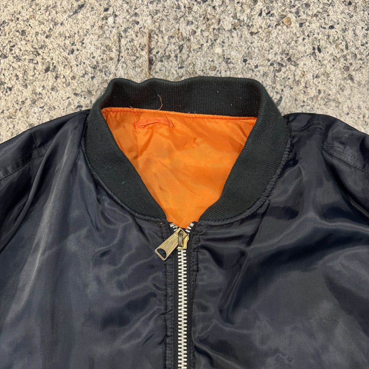 Vintage 90s Reversible MA-1 Faded Thrashed Distressed Bomber Jacket Size US XXL / EU 58 / 5 - 7 Thumbnail