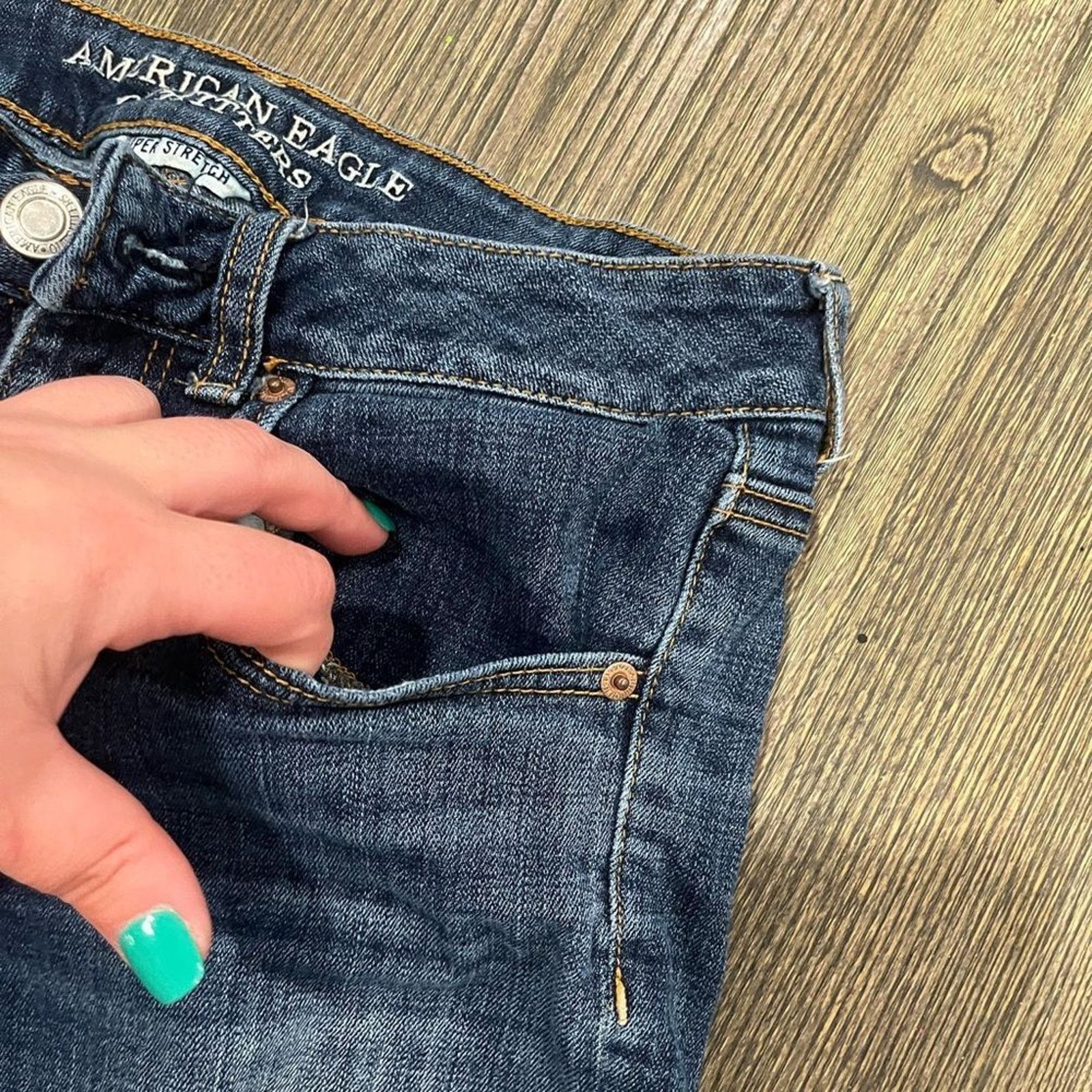 American Eagle Outfitters American Eagle Super Stretch Midi Shorts Mid Rise Whisker 6 Size 28" / US 6 / IT 42 - 2 Thumbnail