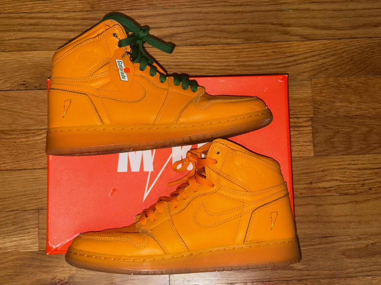 Nike Jordan 1 Retro High Gatorade Orange Peel Size US 6.5 / EU 39-40 - 1 Thumbnail