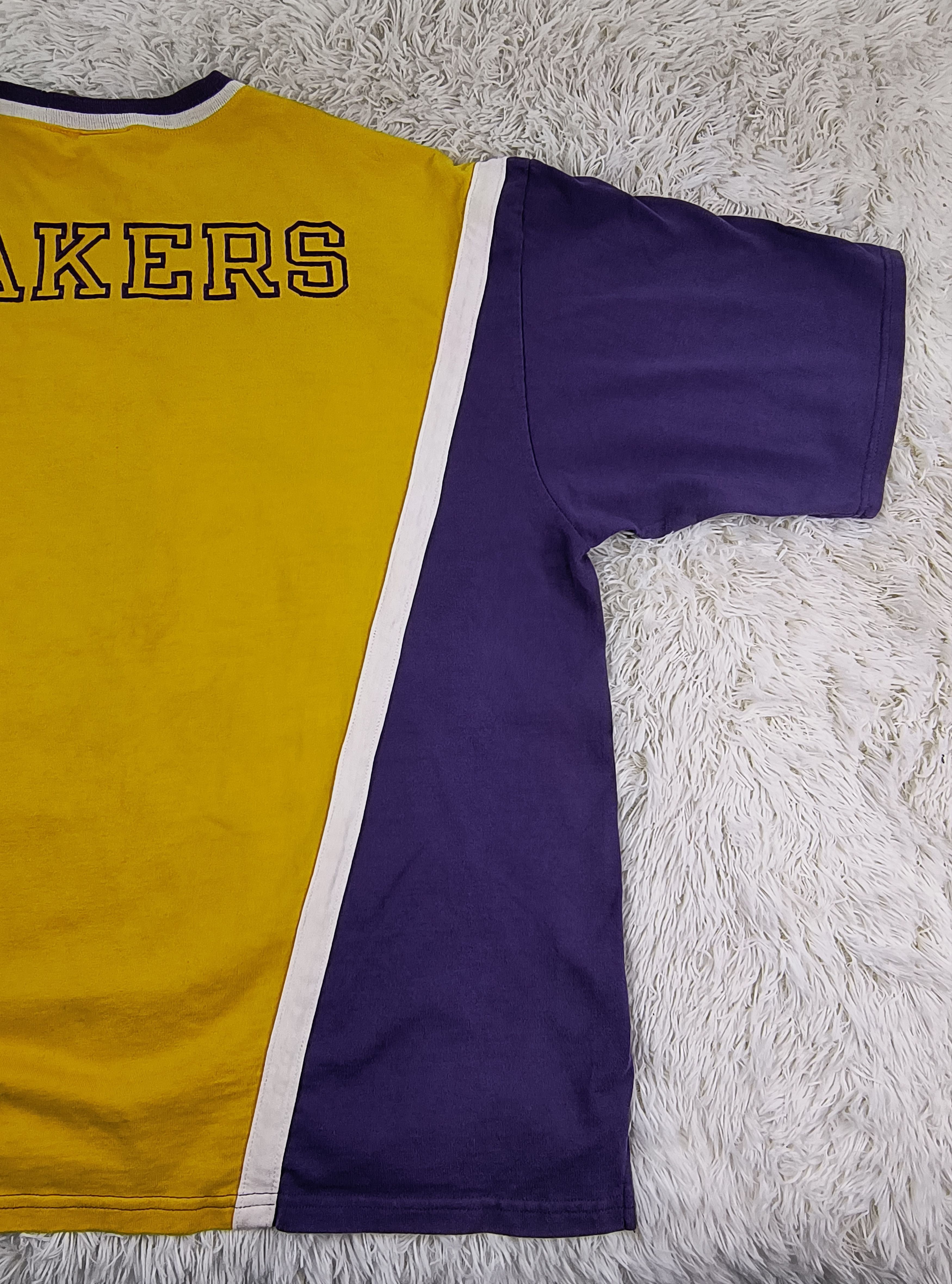 Champion Vintage L.A. Lakers warm up shooting 90s jersey Size US XXL / EU 58 / 5 - 8 Thumbnail