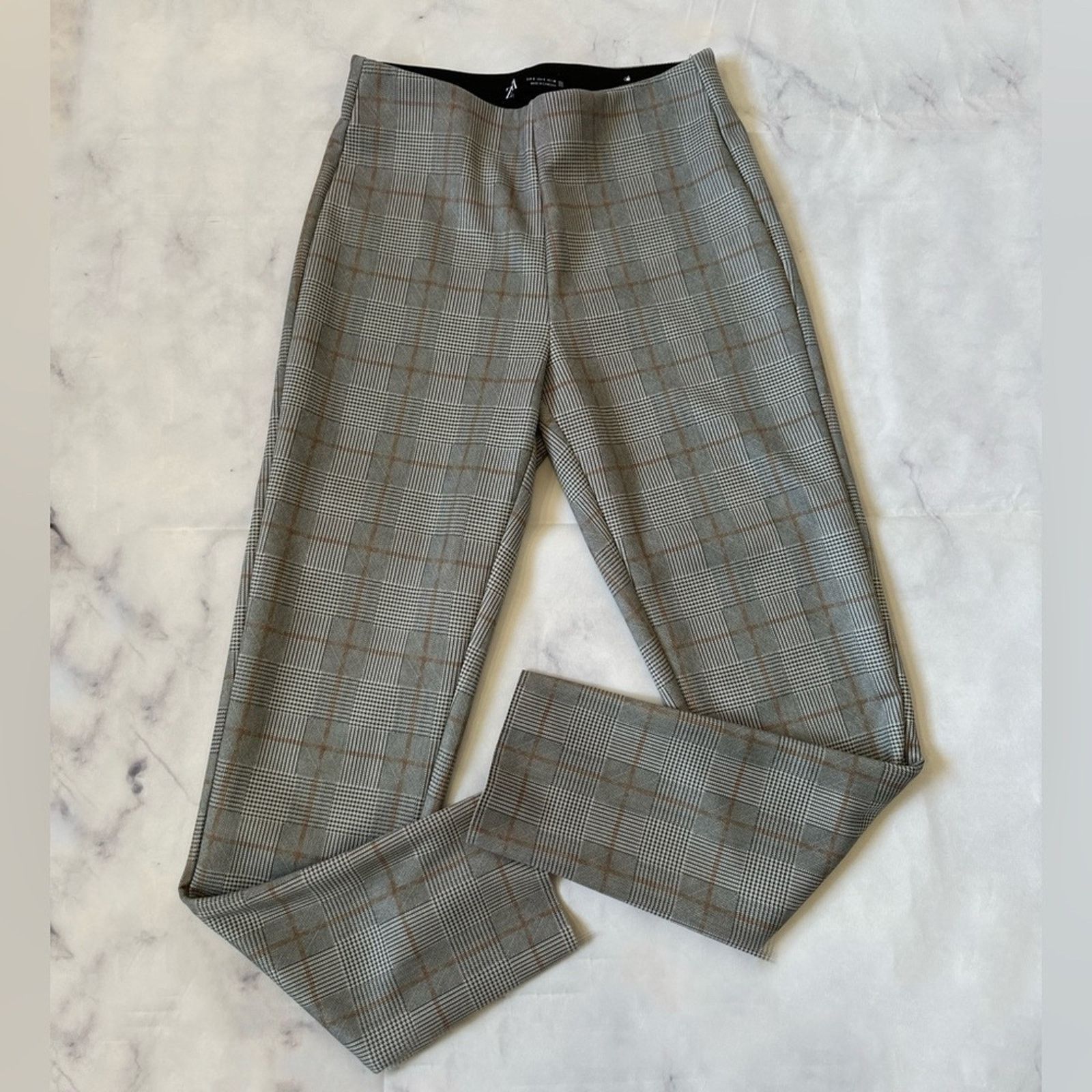 Zara Zara Checkered Mid Rise Leggings Size 27" / US 4 / IT 40 - 4 Thumbnail