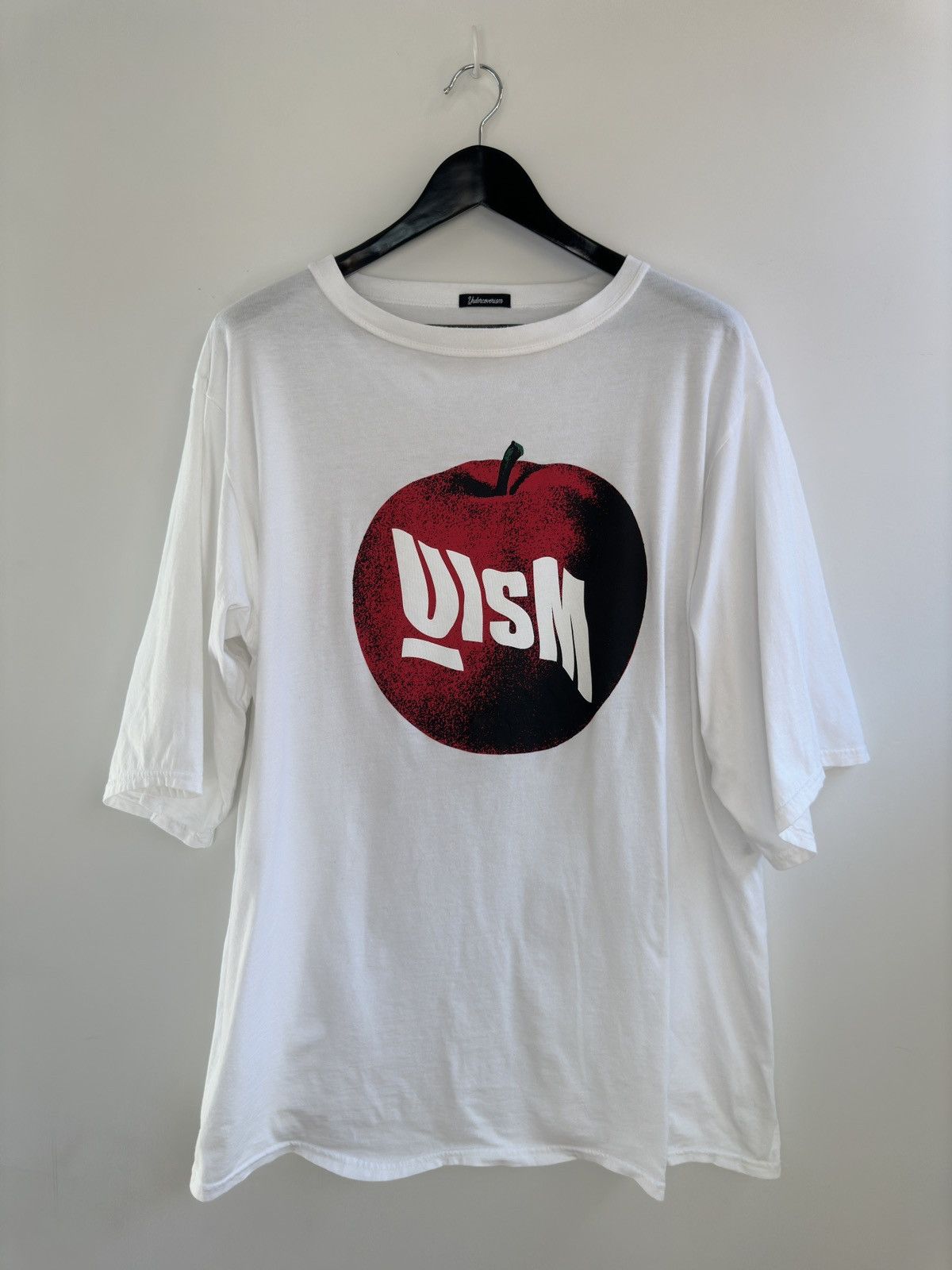 Undercover Undercoverism Apple Print T-shirt Size US XL / EU 56 / 4 - 1 Thumbnail