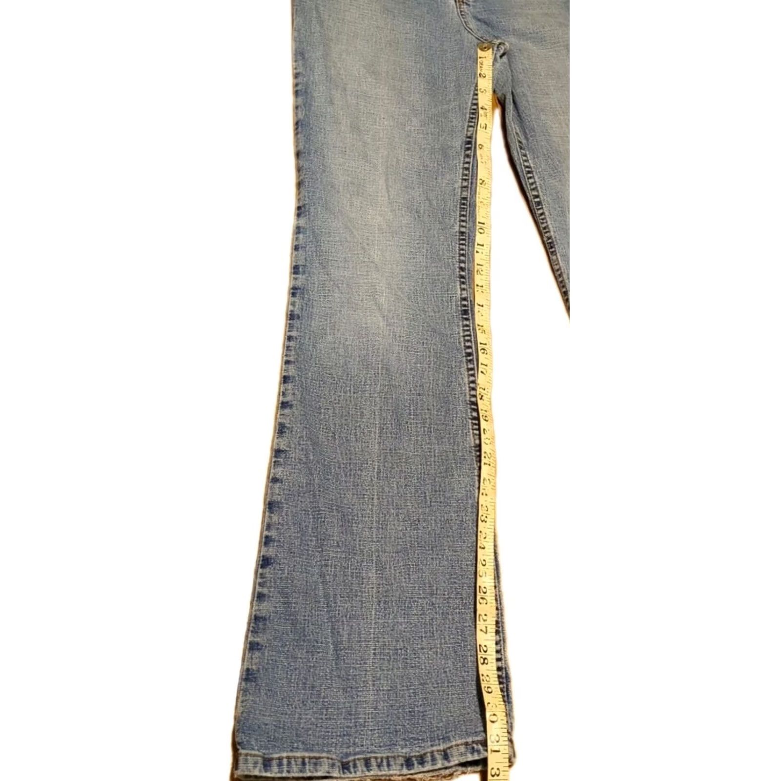 Vintage Aéropostale Jeans Women's 9/10 Regular Blue Light Wash Mid Rise Flare Jeans Size 30" / US 8 / IT 44 - 3 Thumbnail