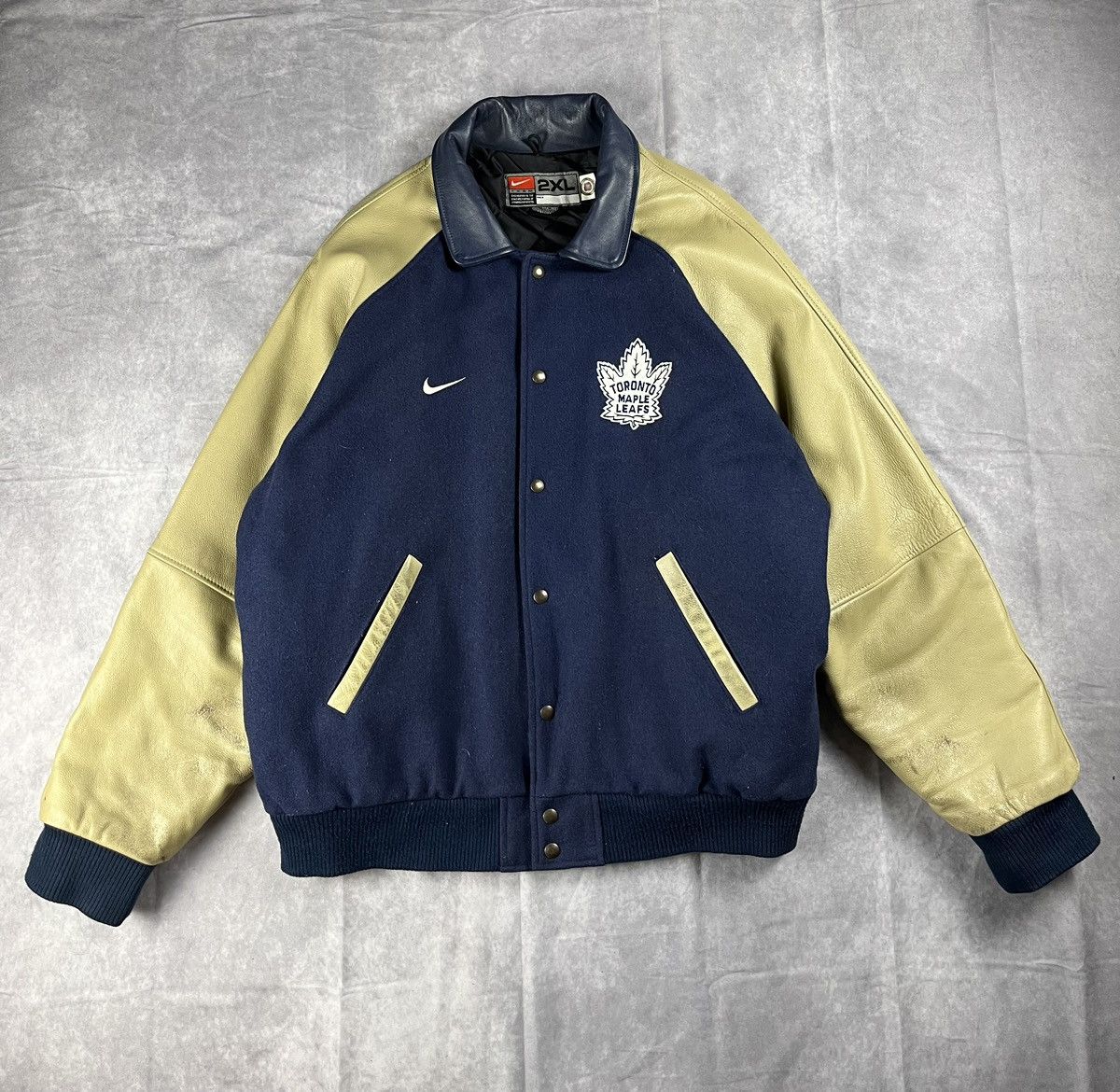 NHL × Nike × Vintage 90S VINTAGE NIKE VARSITY JACKET TORONTO NHL × Nike × Vintage 90S VINTAGE NIKE VARSITY JACKET TORONTO
