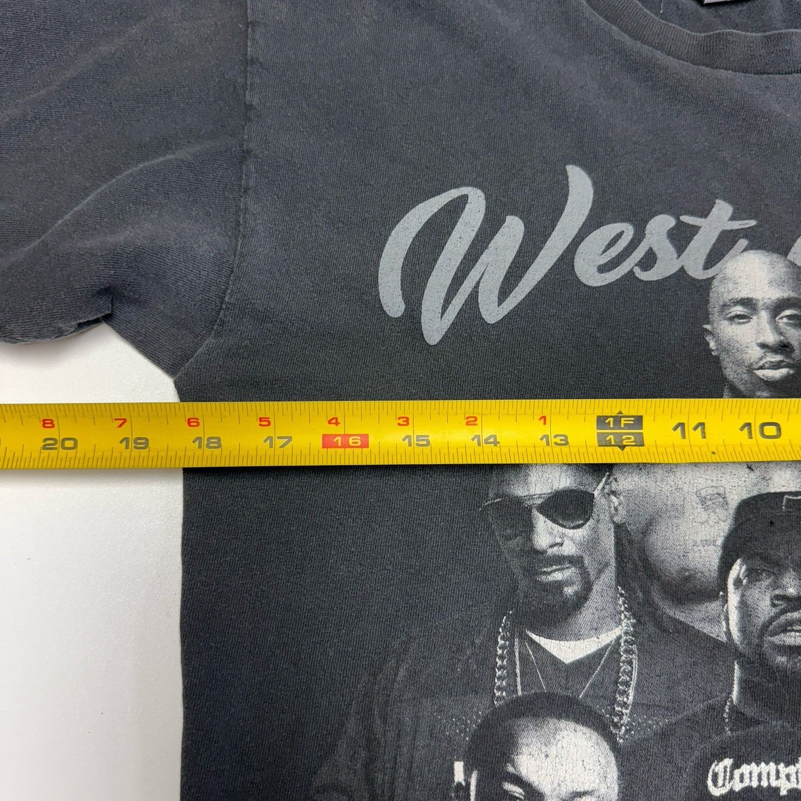 Rap Tees Vintage West Coast Rappers Hip Hop T Shirt Mens Medium Faded Size US M / EU 48-50 / 2 - 7 Thumbnail