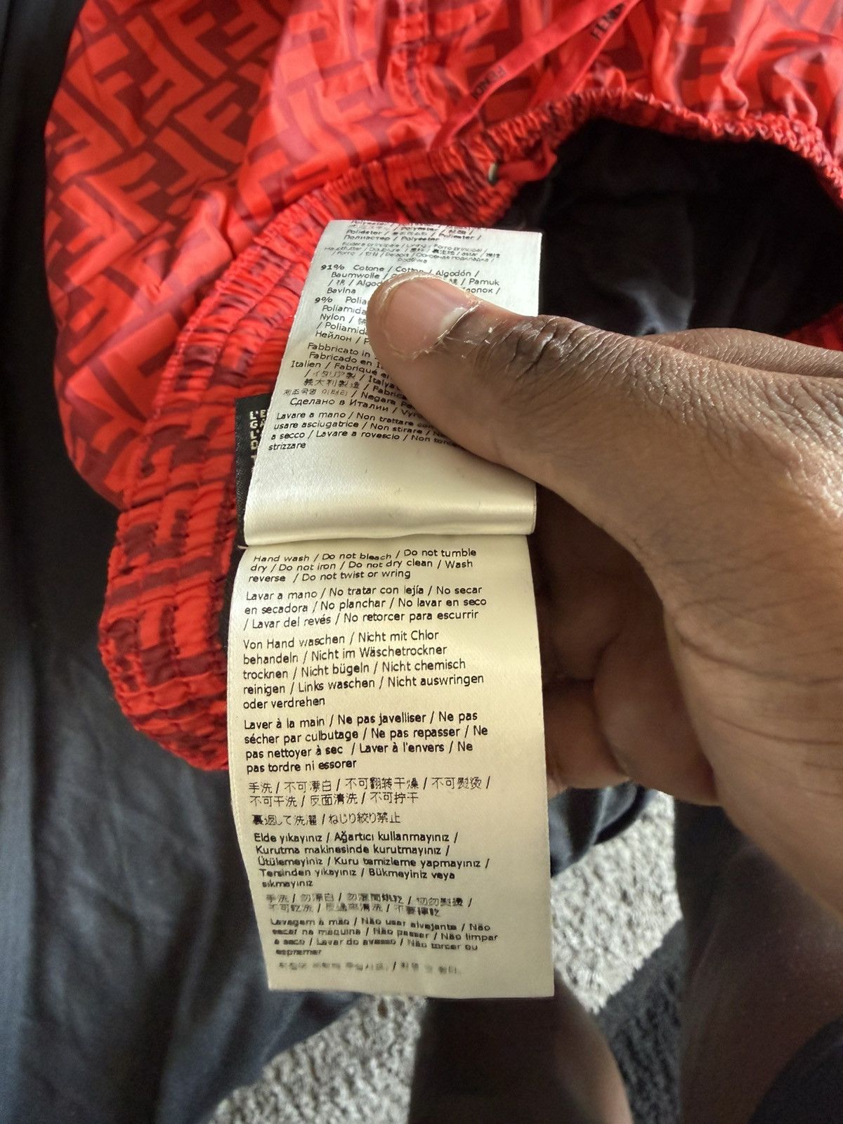 Fendi Fendi Print Swim Shorts Size US 36 / EU 52 - 6 Thumbnail