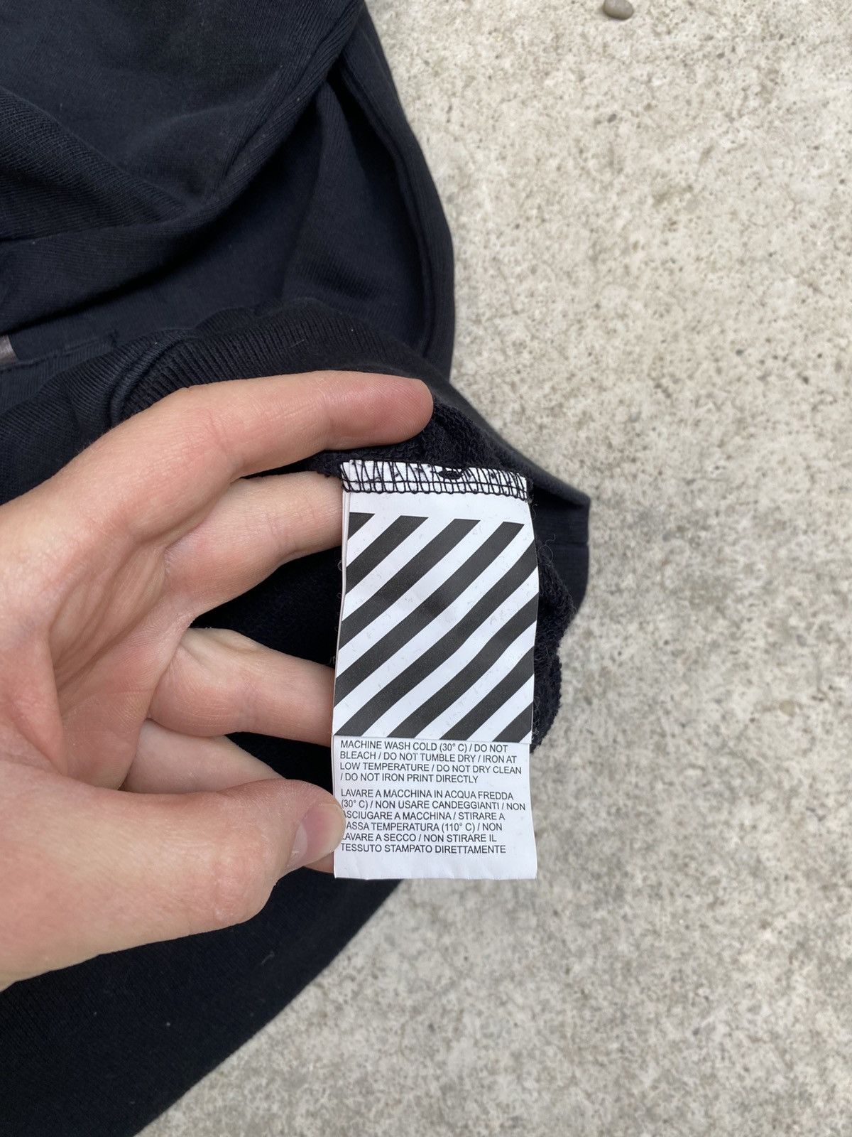 Off-White Off-White Mona Lisa Temperature black Over Hoodie Size US L / EU 52-54 / 3 - 11 Thumbnail