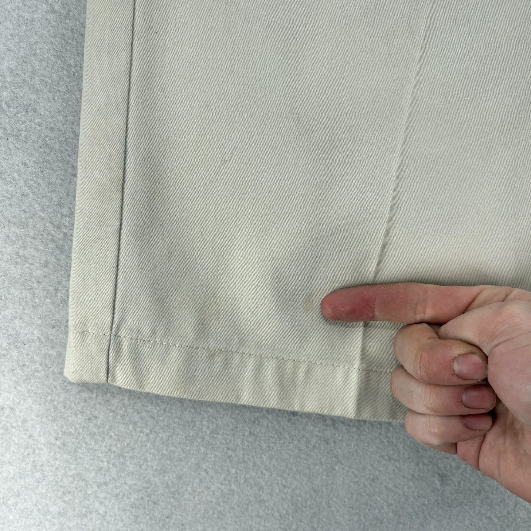 Croft & Barrow Croft & Barrow Easy-Care Khaki Chino Pants Mens 42x32 Beige Classic Fit Pleated Size US 42 / EU 58 - 4 Thumbnail