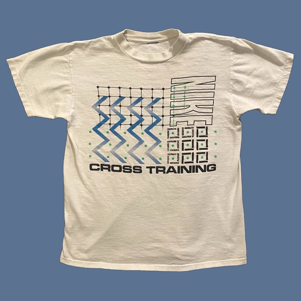 Nike VINTAGE Nike Cross Training T Shirt Men’s Small White Nike Boxy 80s Graphic Print Stitch Crew Neck Short Sleeve Cotton USA Size US S / EU 44-46 / 1 - 1 Thumbnail