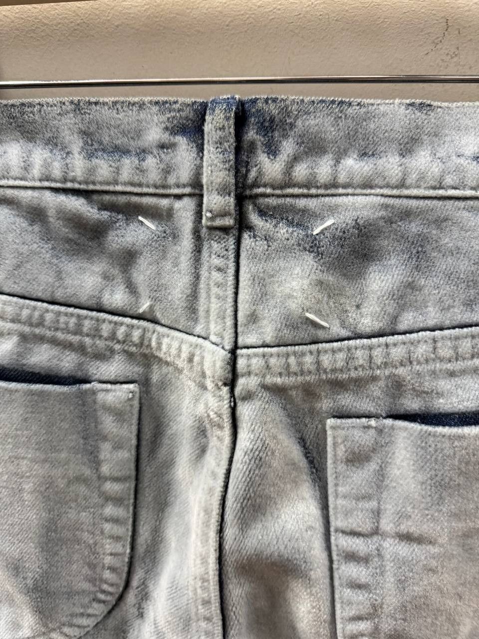 Maison Margiela AW09 Maison Martin Margiela Flocked White Paint Denim Size US 30 / EU 46 - 5 Thumbnail