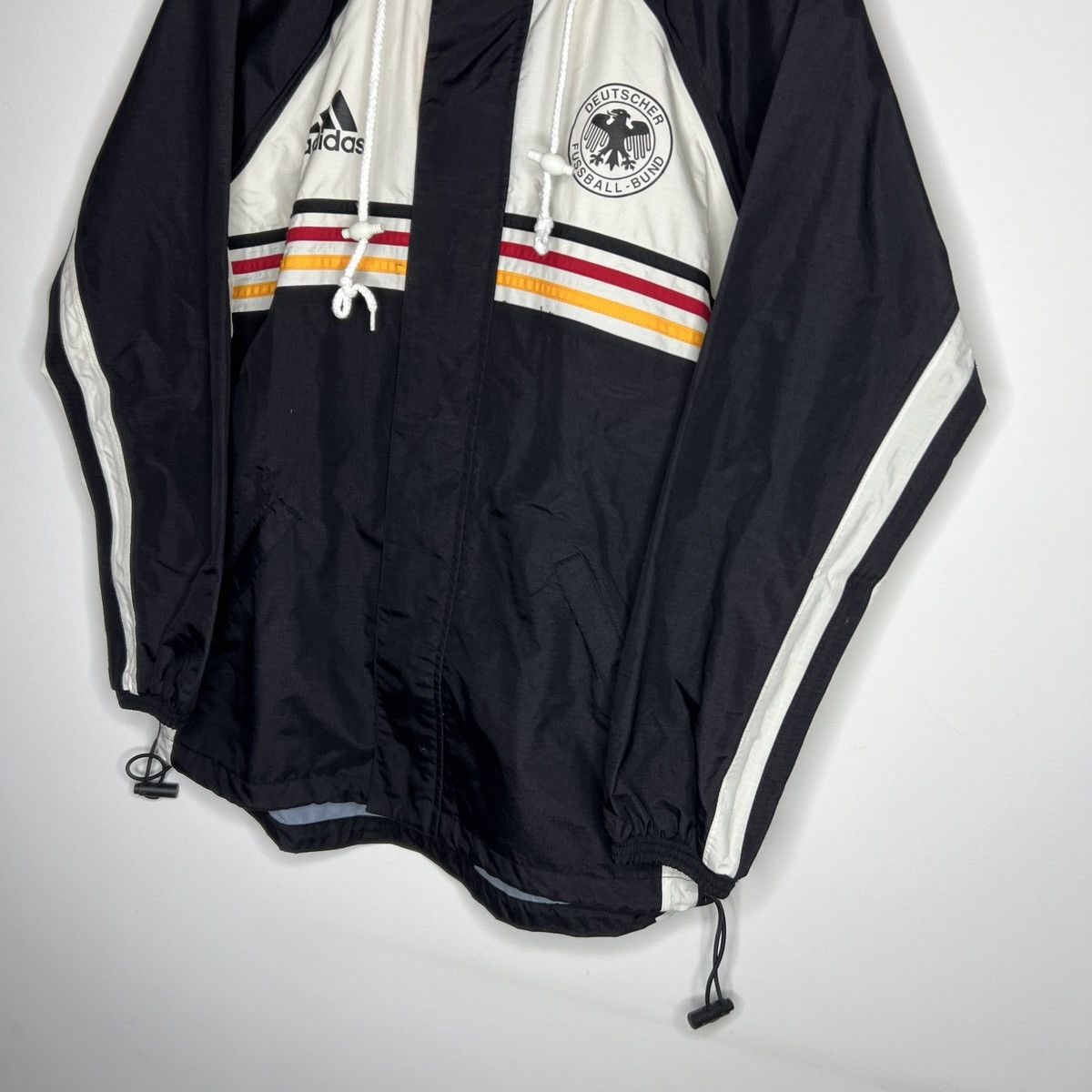 Adidas × Vintage Crazy Vintage 90s White Adidas Germany Soccer Windbreaker Size US M / EU 48-50 / 2 - 3 Thumbnail