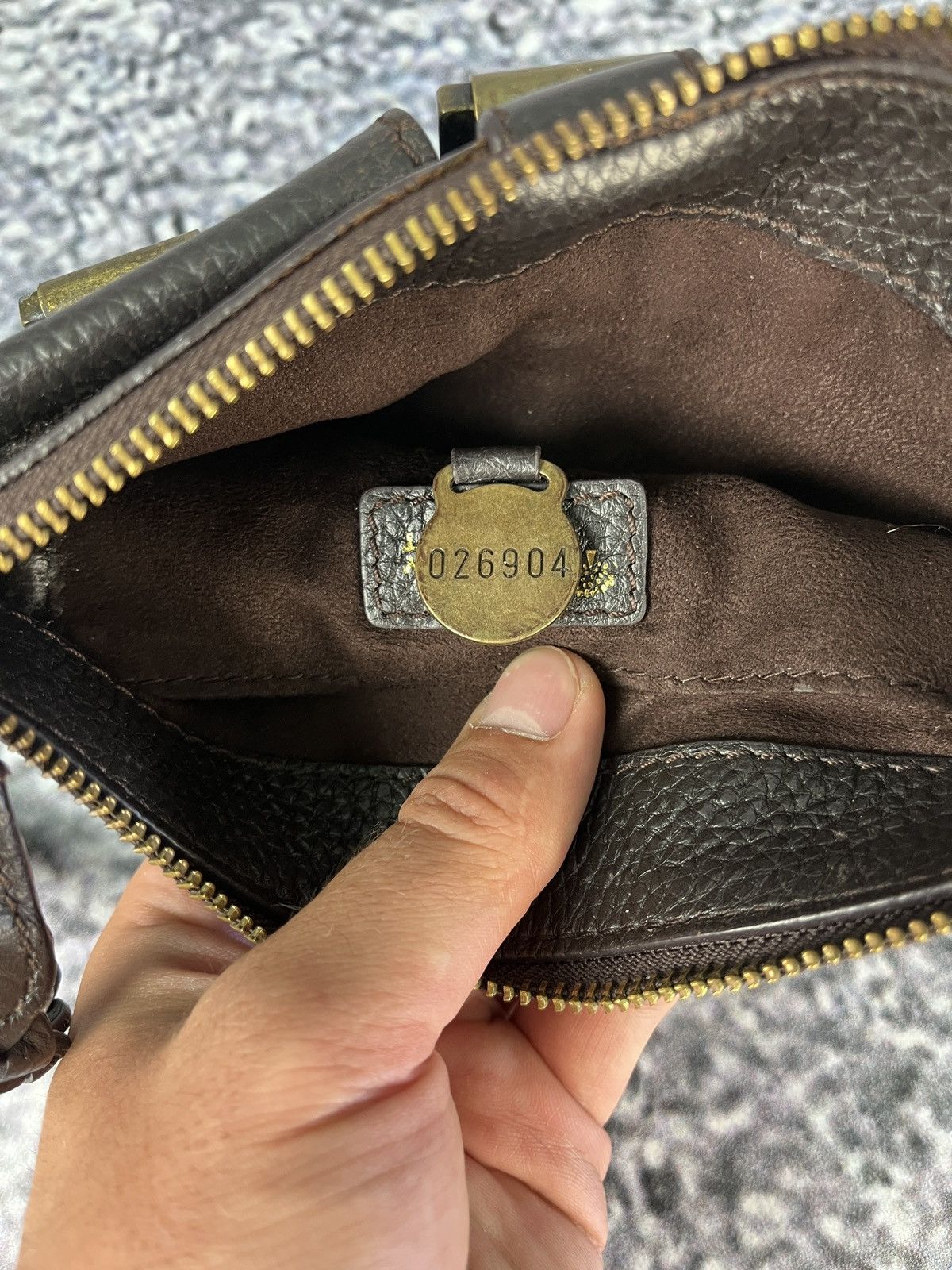 Mulberry Women’s Mulberry Vintage Leather Cosmetic Pouch Bag Makeup Size ONE SIZE - 8 Thumbnail